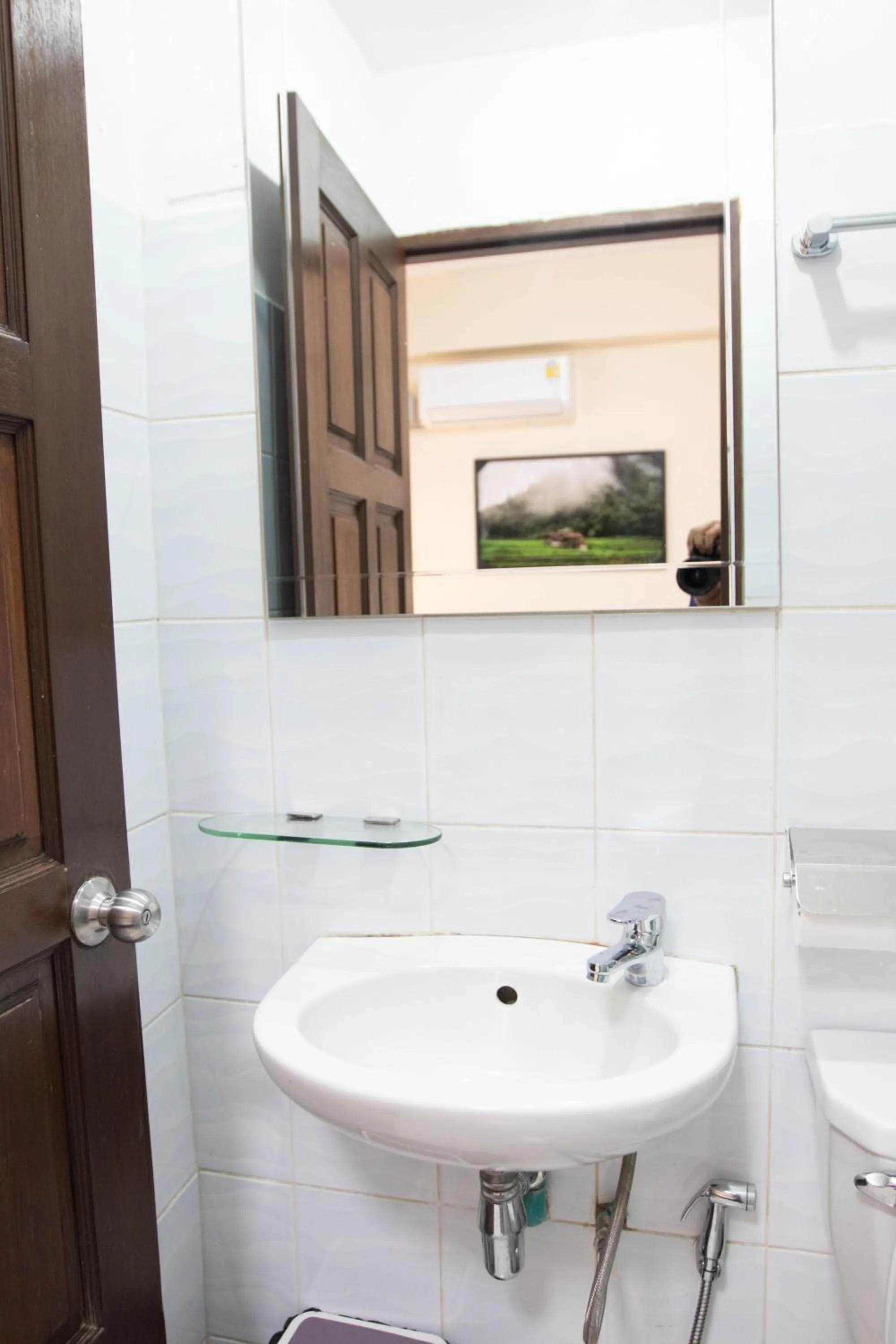 Bathroom in Maiiam Guesthouse Patong