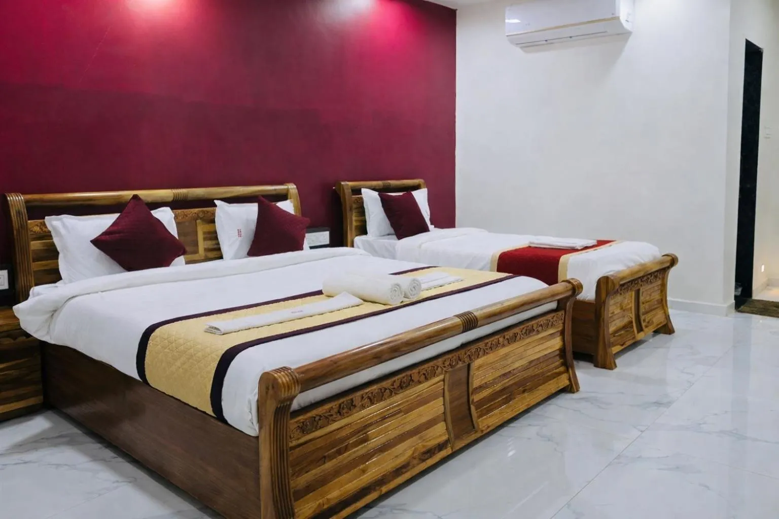 Hotel Kadam Palace