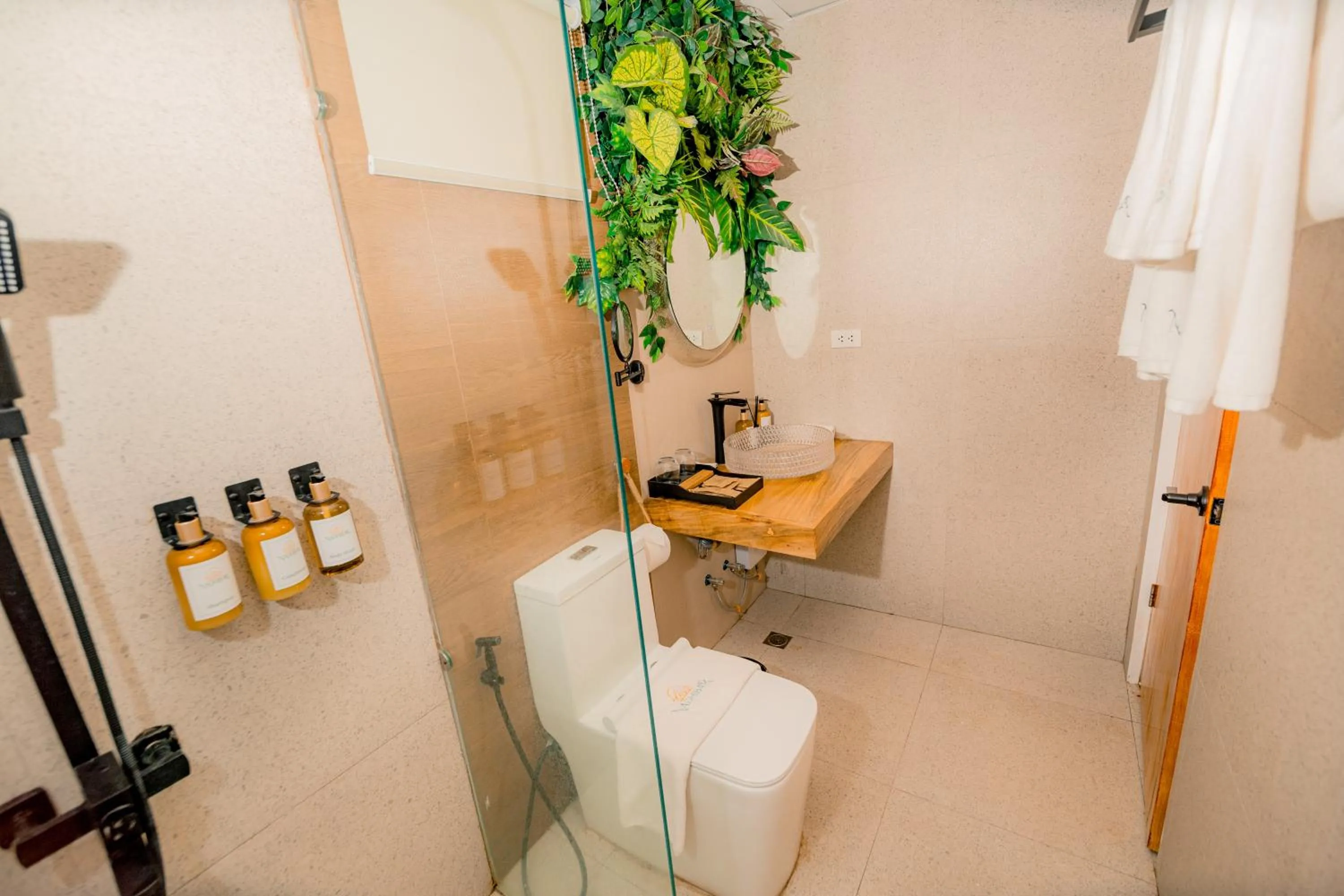 Toilet in Nadhibar Resort