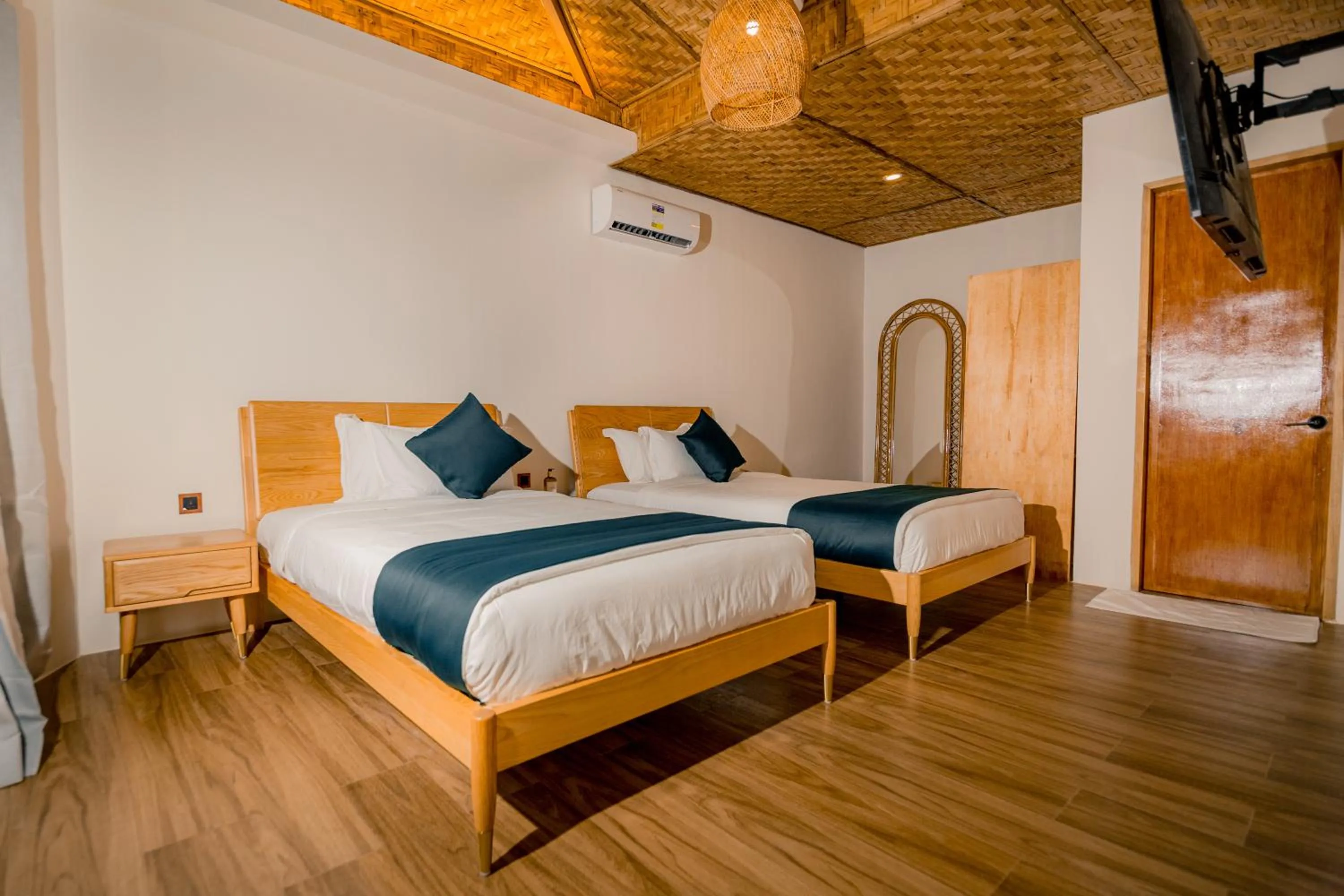 Bedroom, Bed in Nadhibar Resort