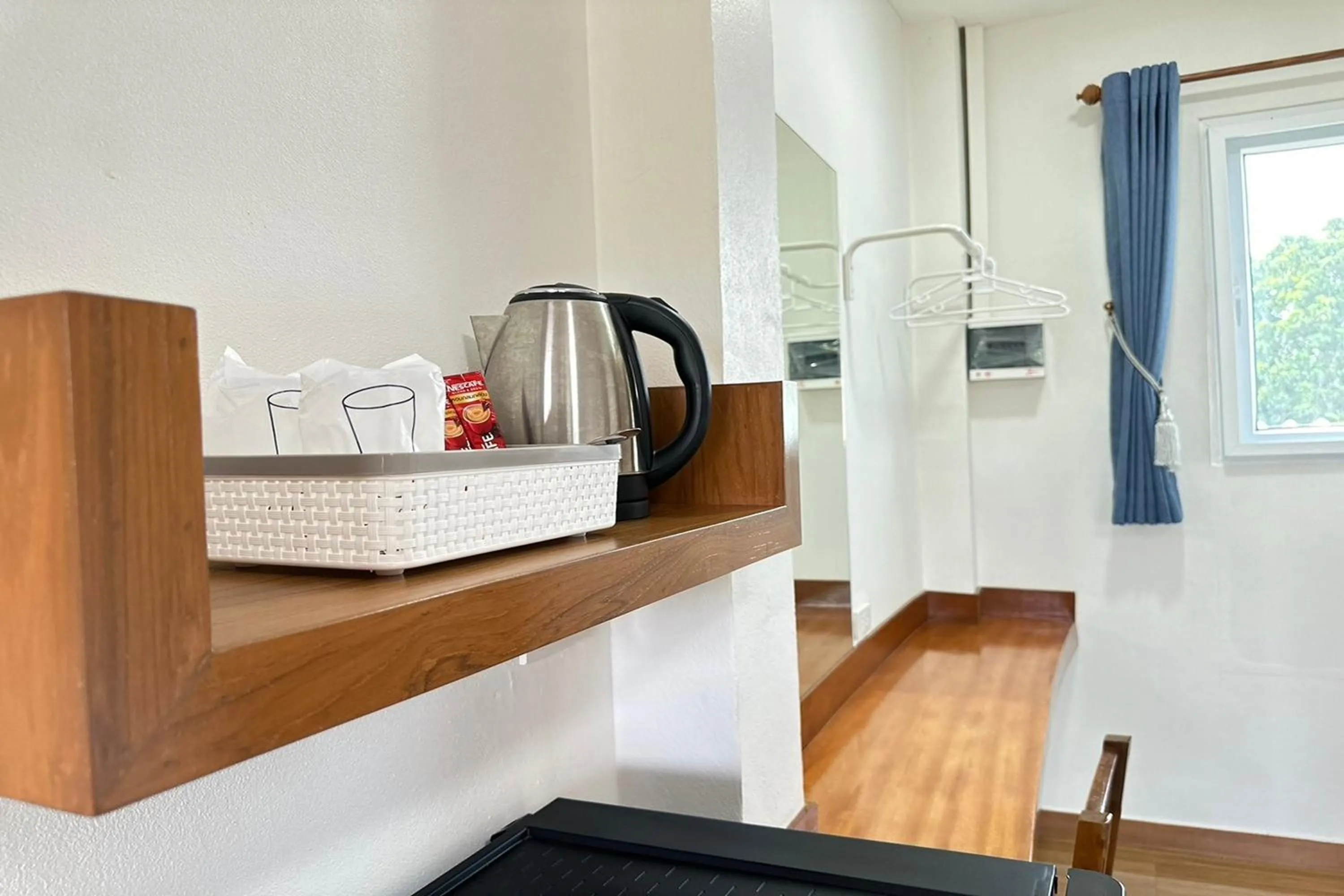 Coffee/tea facilities in The White House P&N Hotel Chiang Rai