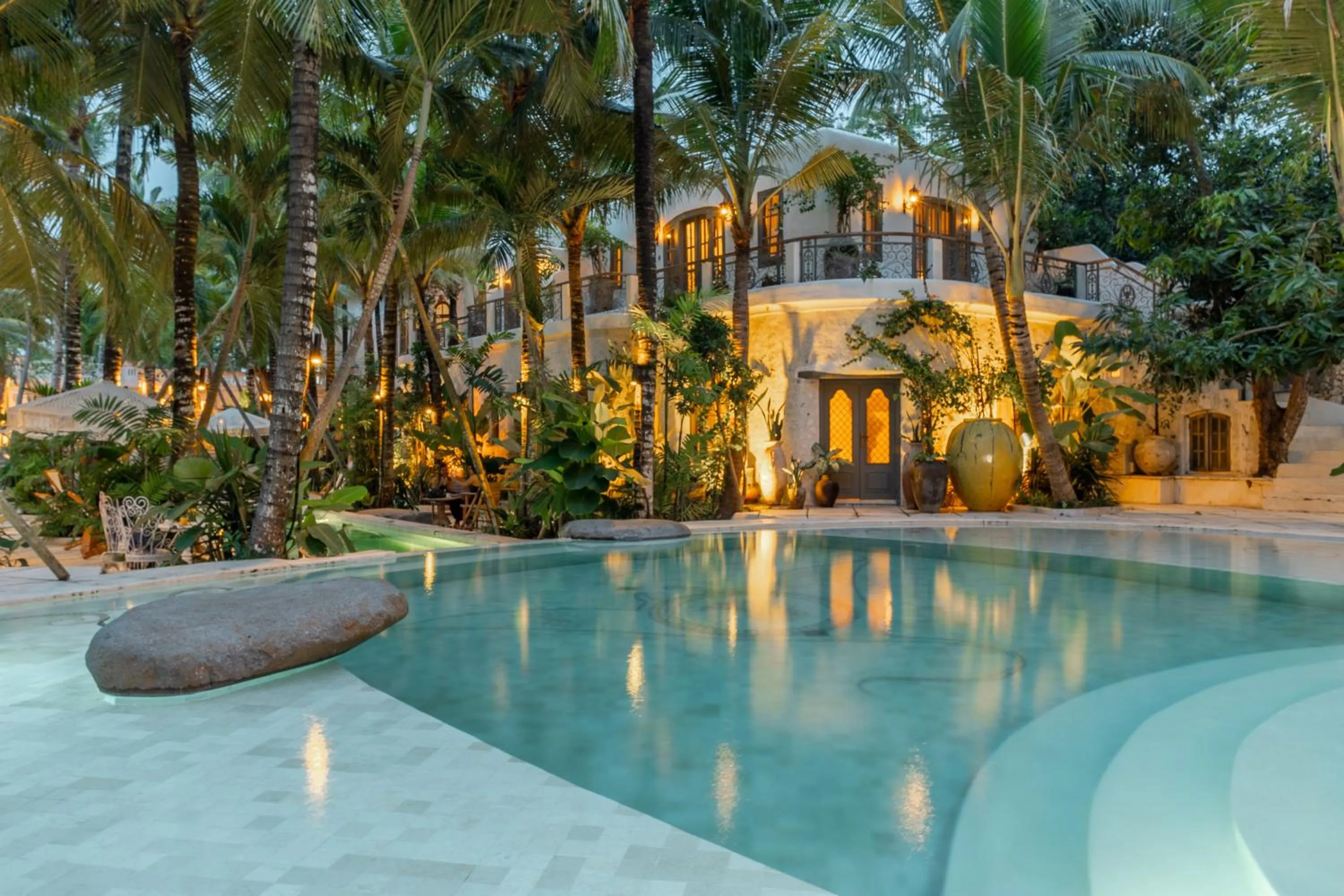 Pool view in La Santa Rosa