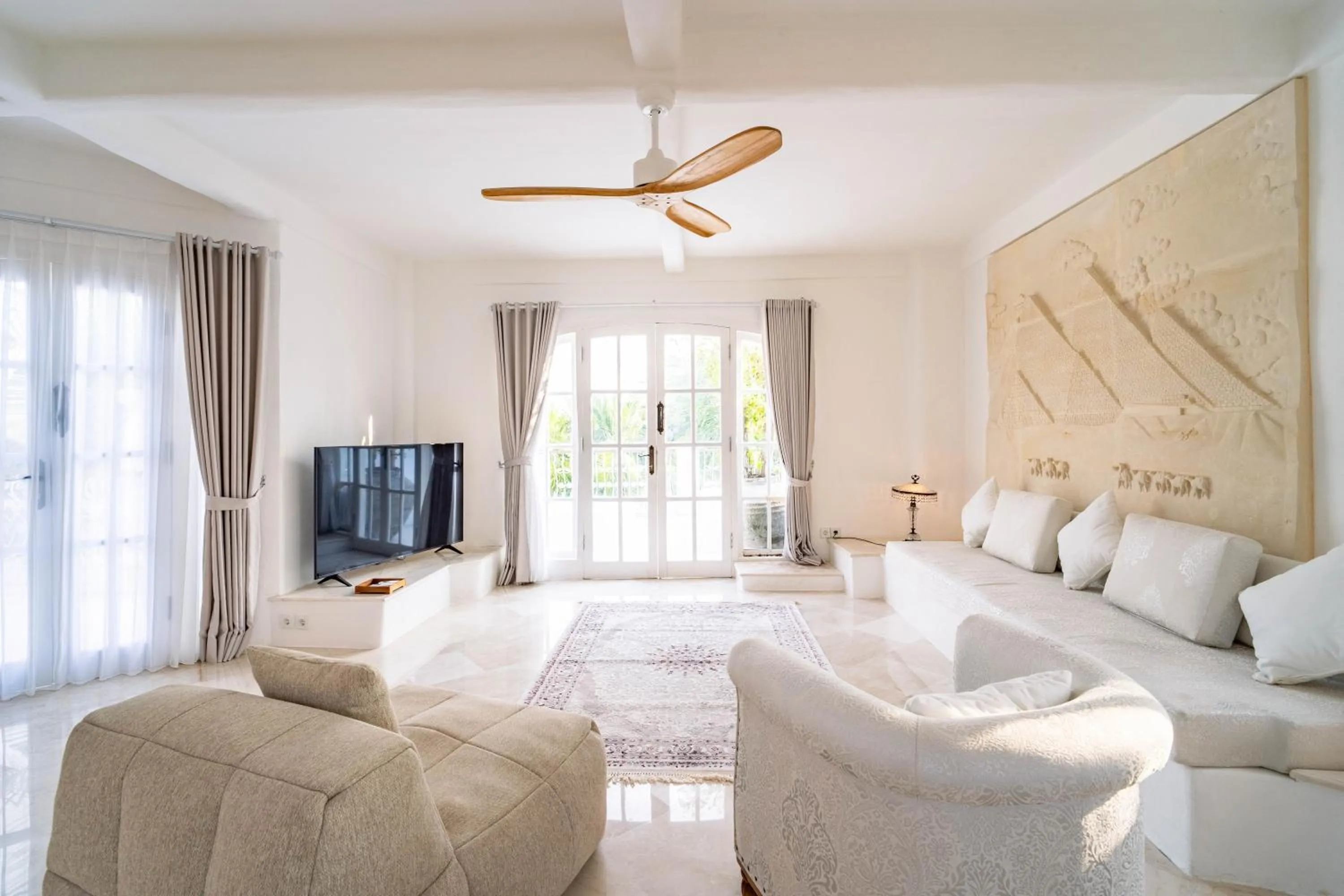 Seating area in La Santa Rosa