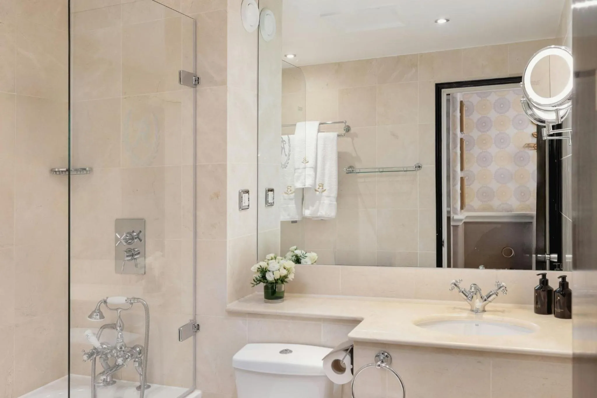 Bathroom in Rubens At The Palace