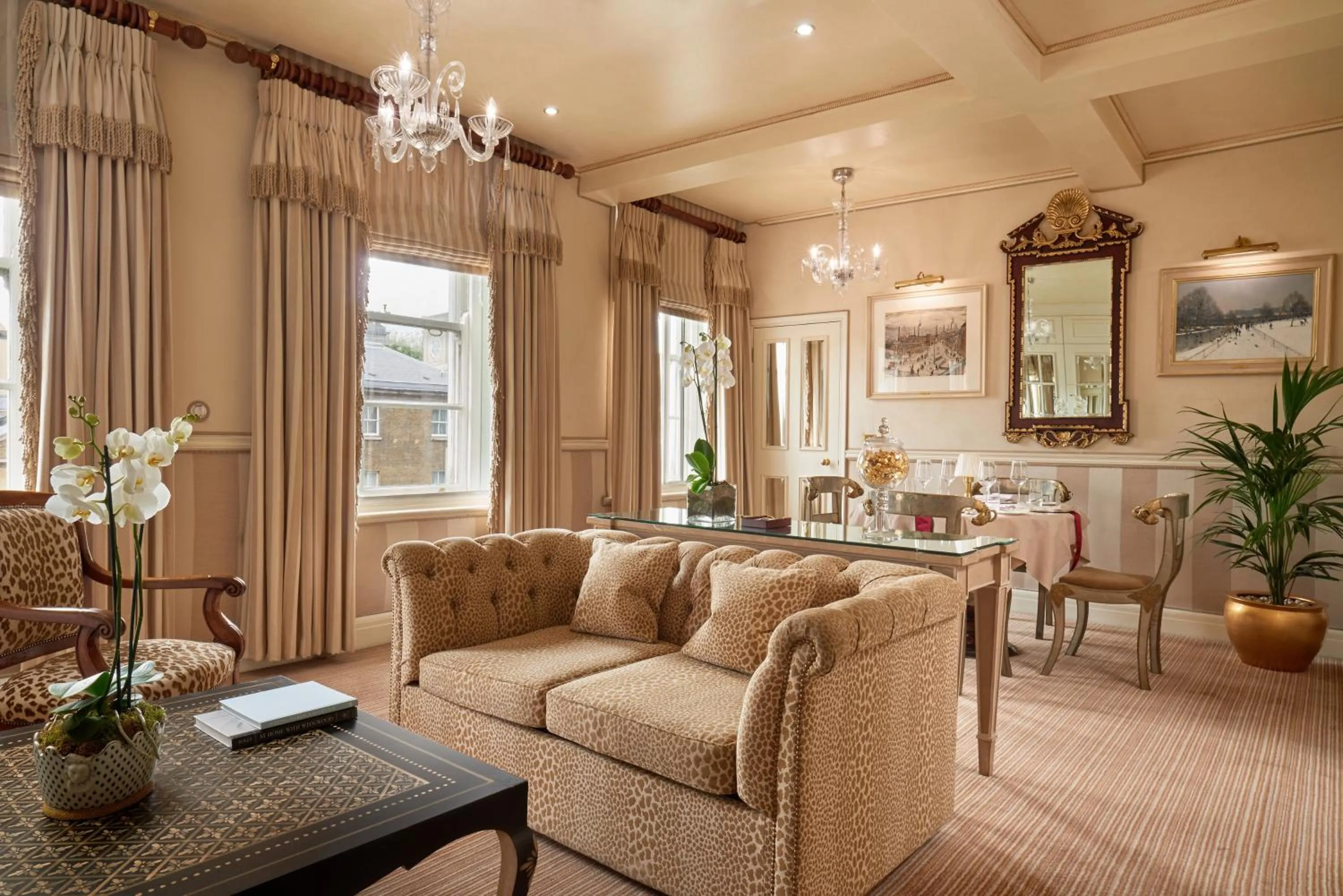 Photo of the whole room in Rubens At The Palace