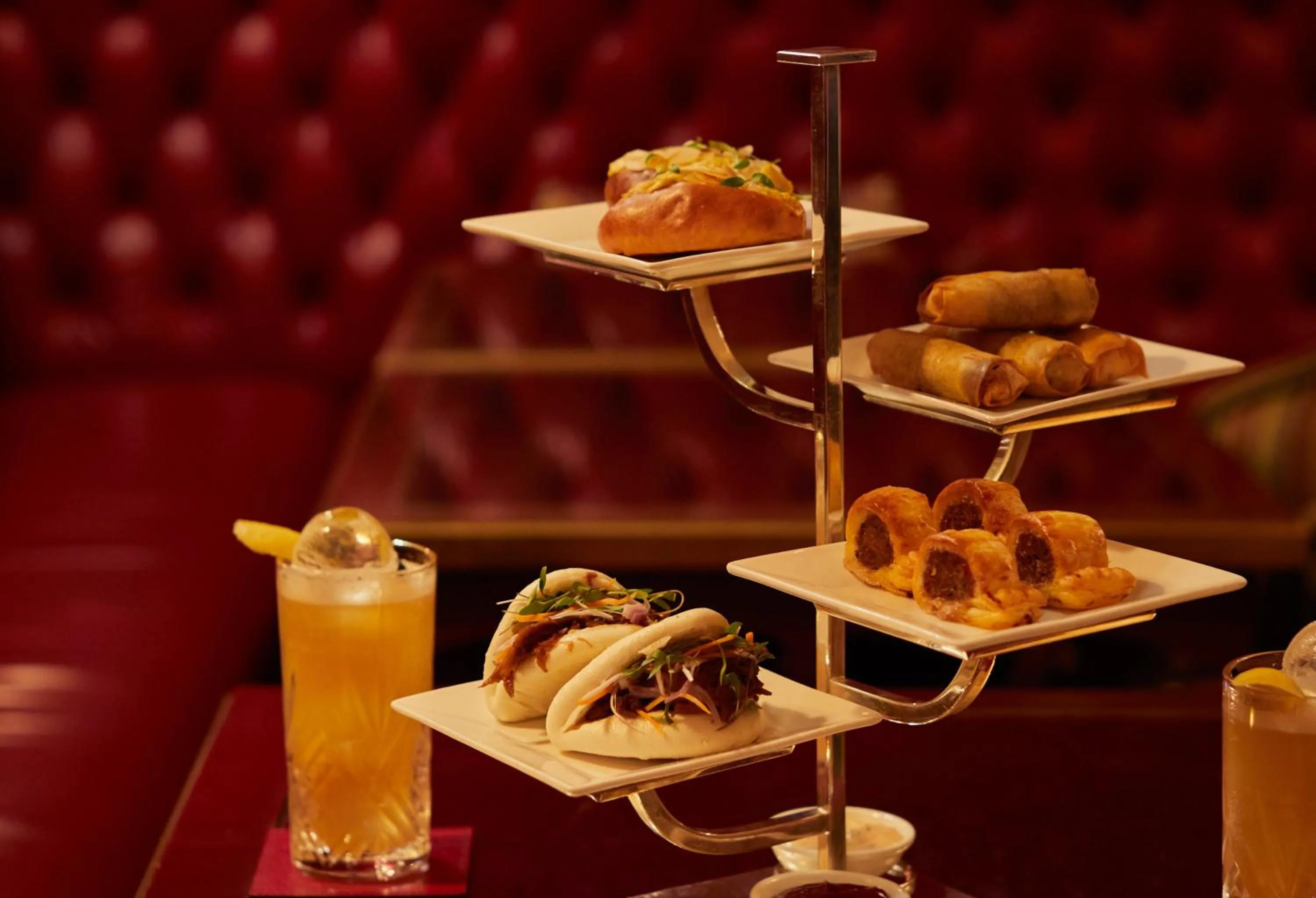 Lounge or bar in Rubens At The Palace