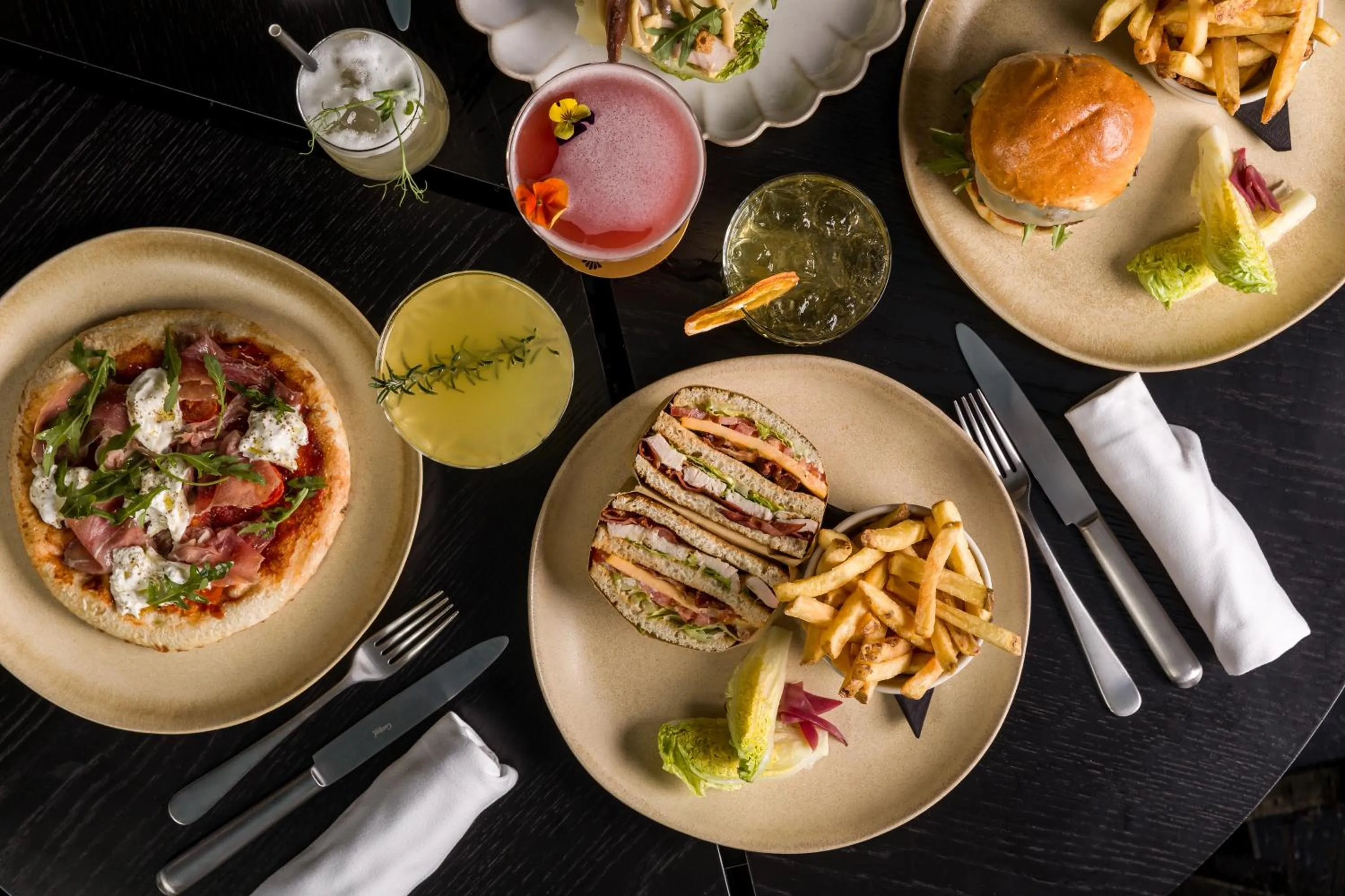 Food and drinks in Maison Albar - Amoure - The Leading Hotels of the World