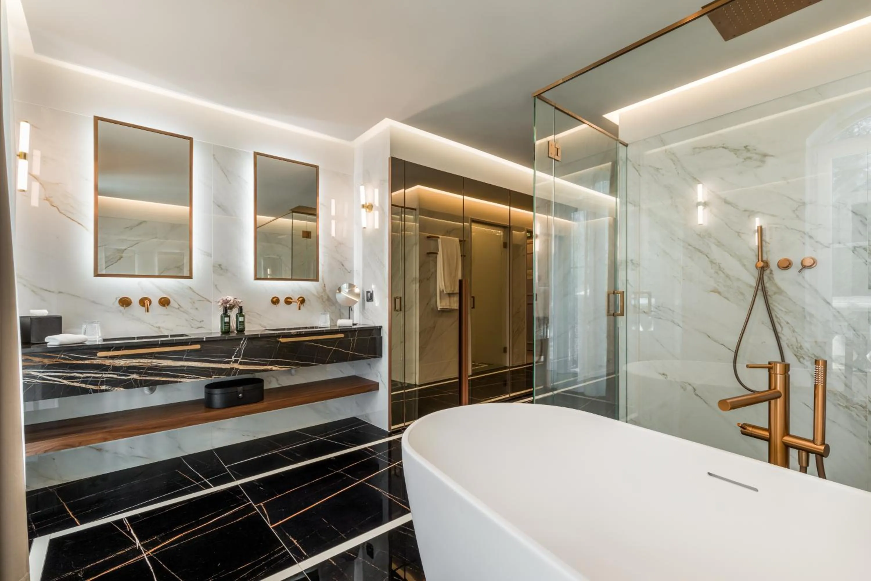 Bathroom in Maison Albar - Amoure - The Leading Hotels of the World