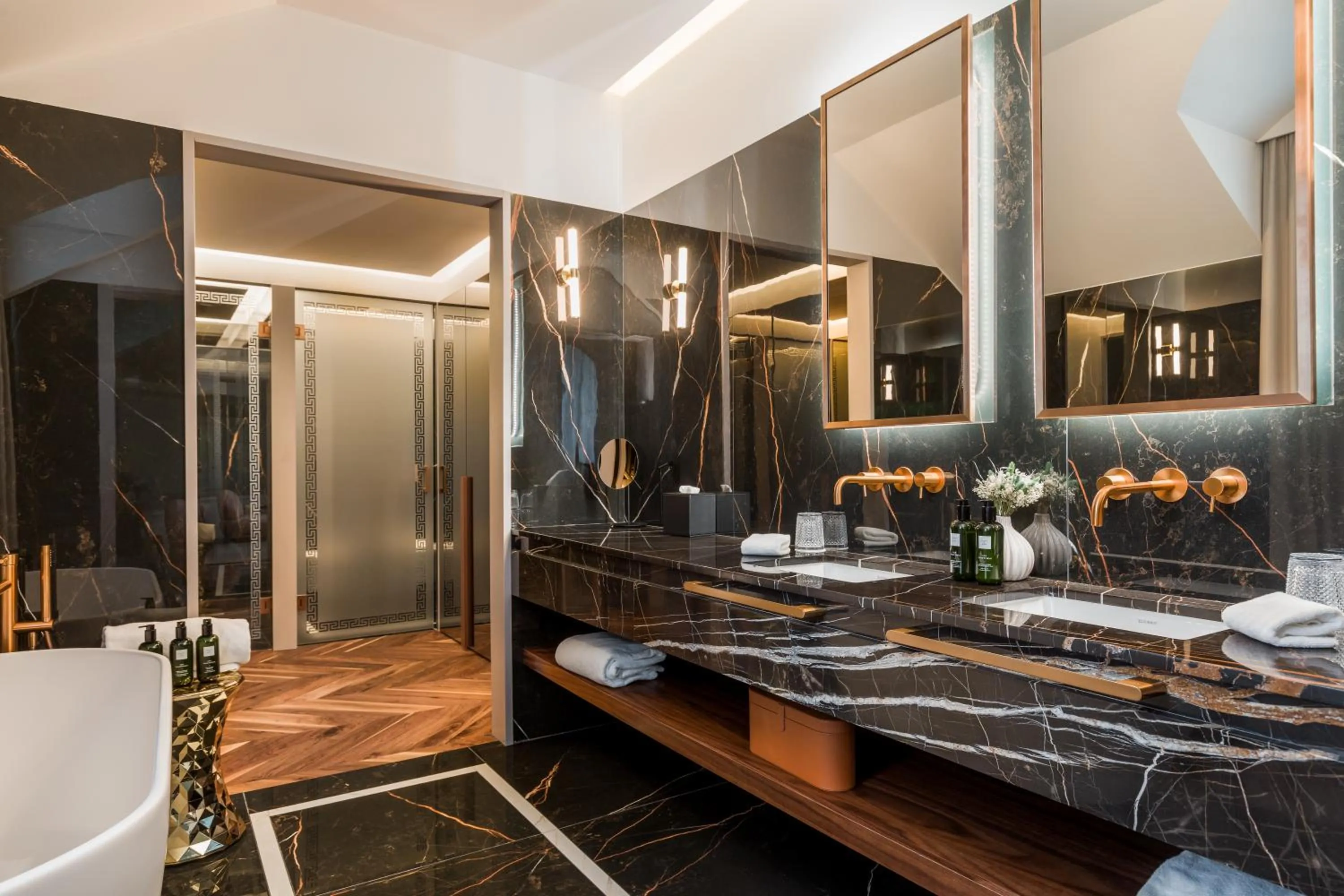 Bathroom in Maison Albar - Amoure - The Leading Hotels of the World