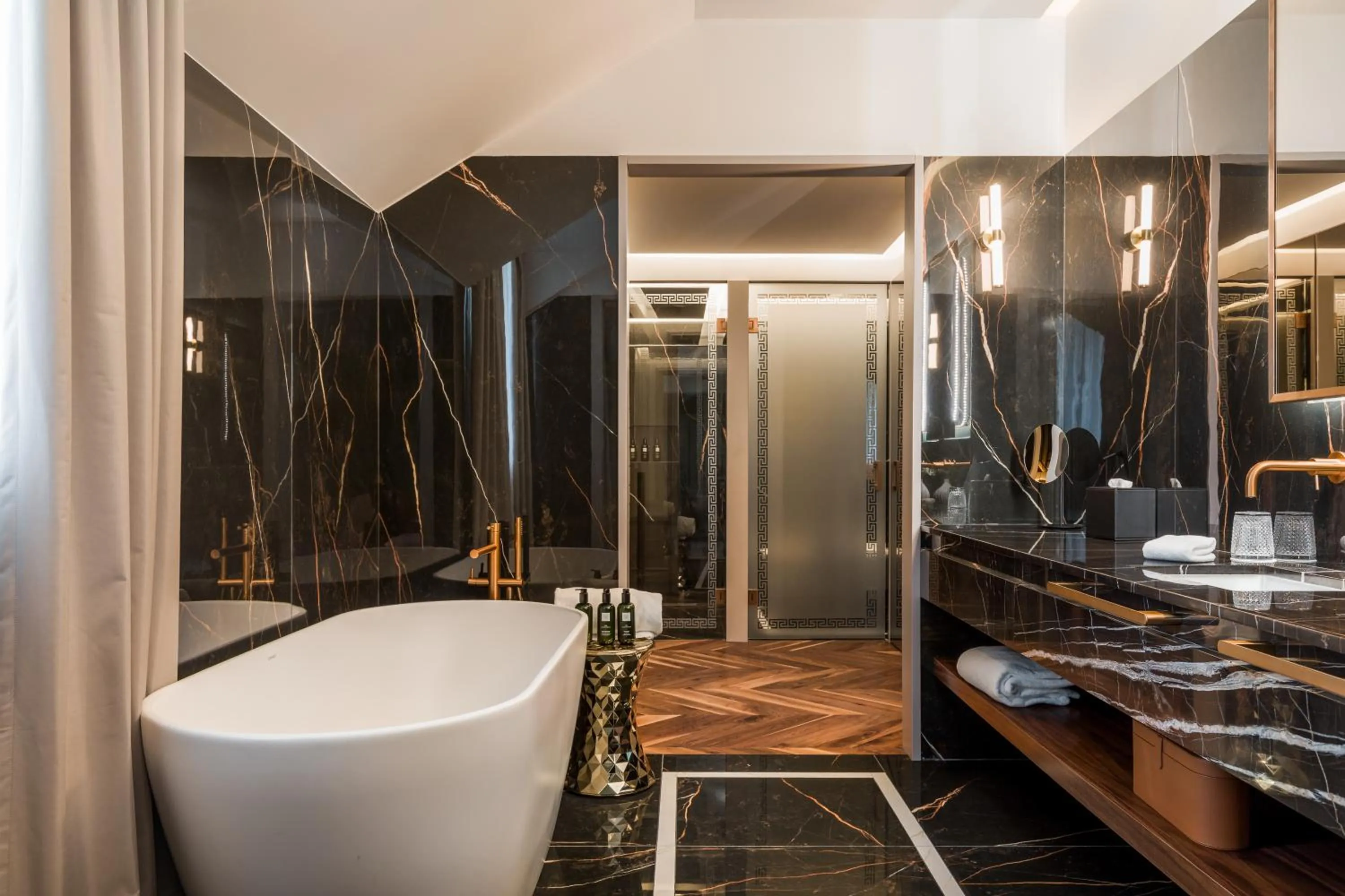 Bathroom in Maison Albar - Amoure - The Leading Hotels of the World