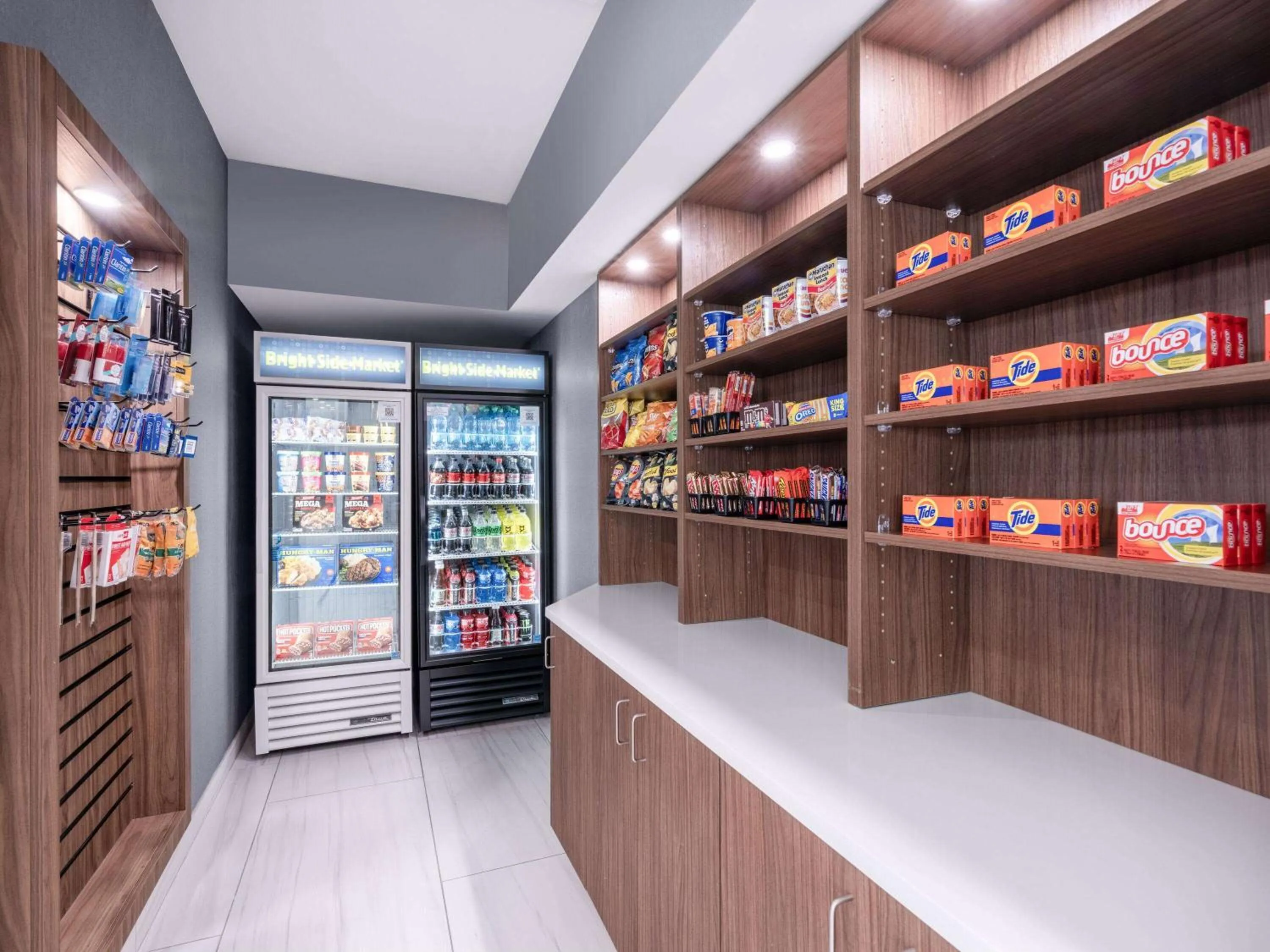 Food and drinks in La Quinta by Wyndham Chelsea Birmingham