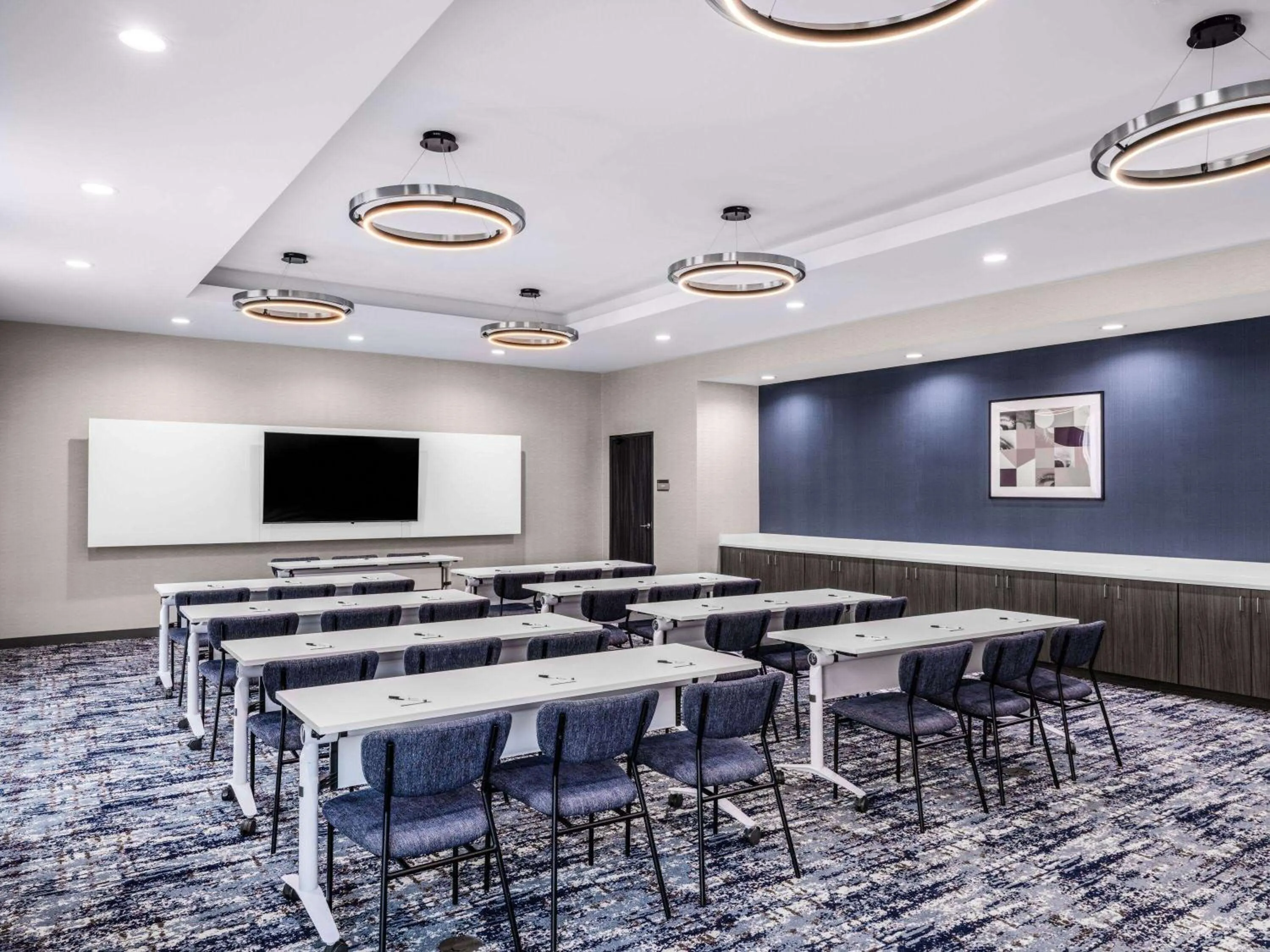 Meeting/conference room in La Quinta by Wyndham Chelsea Birmingham