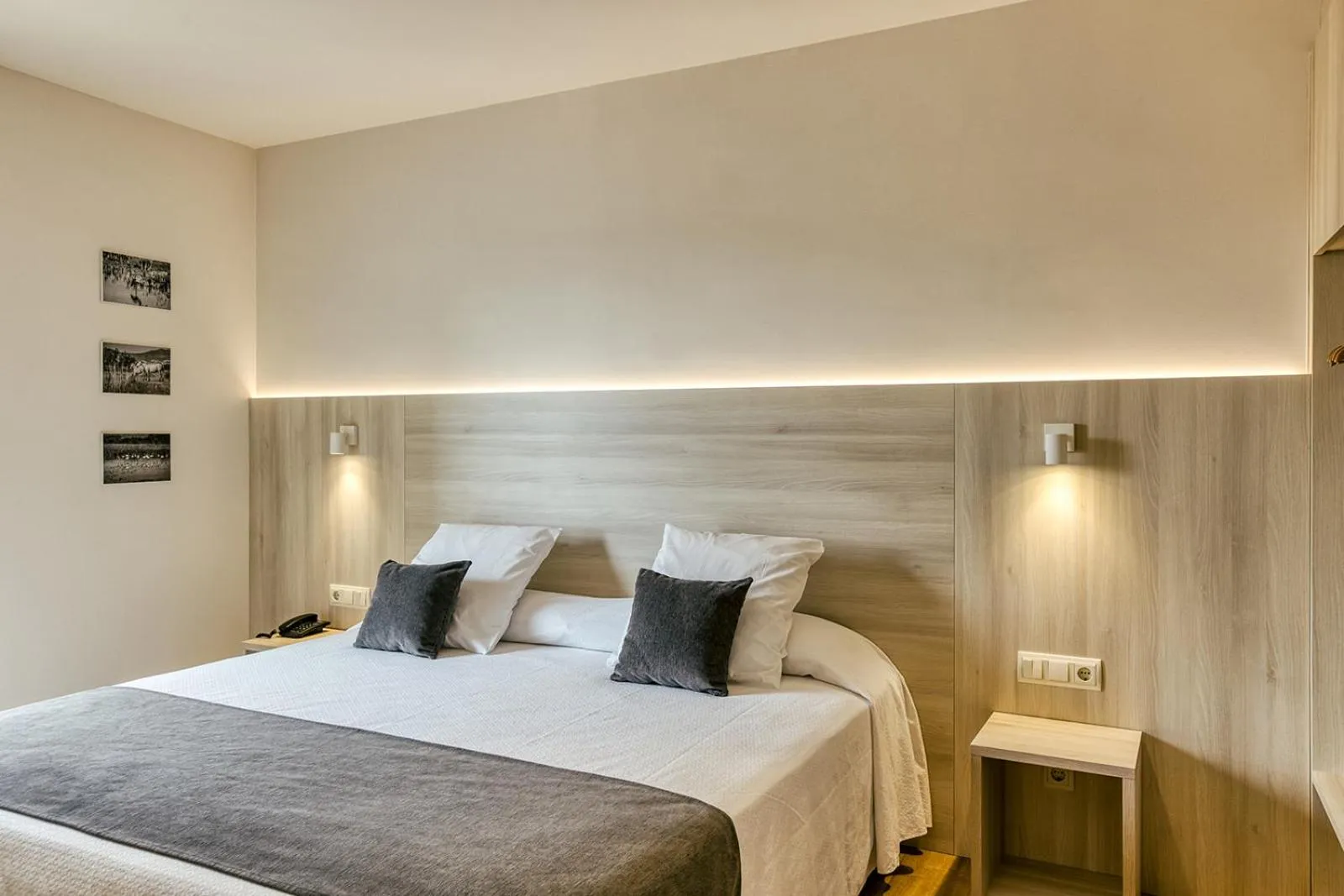 Bed in Hotel Emporium - Adults Only