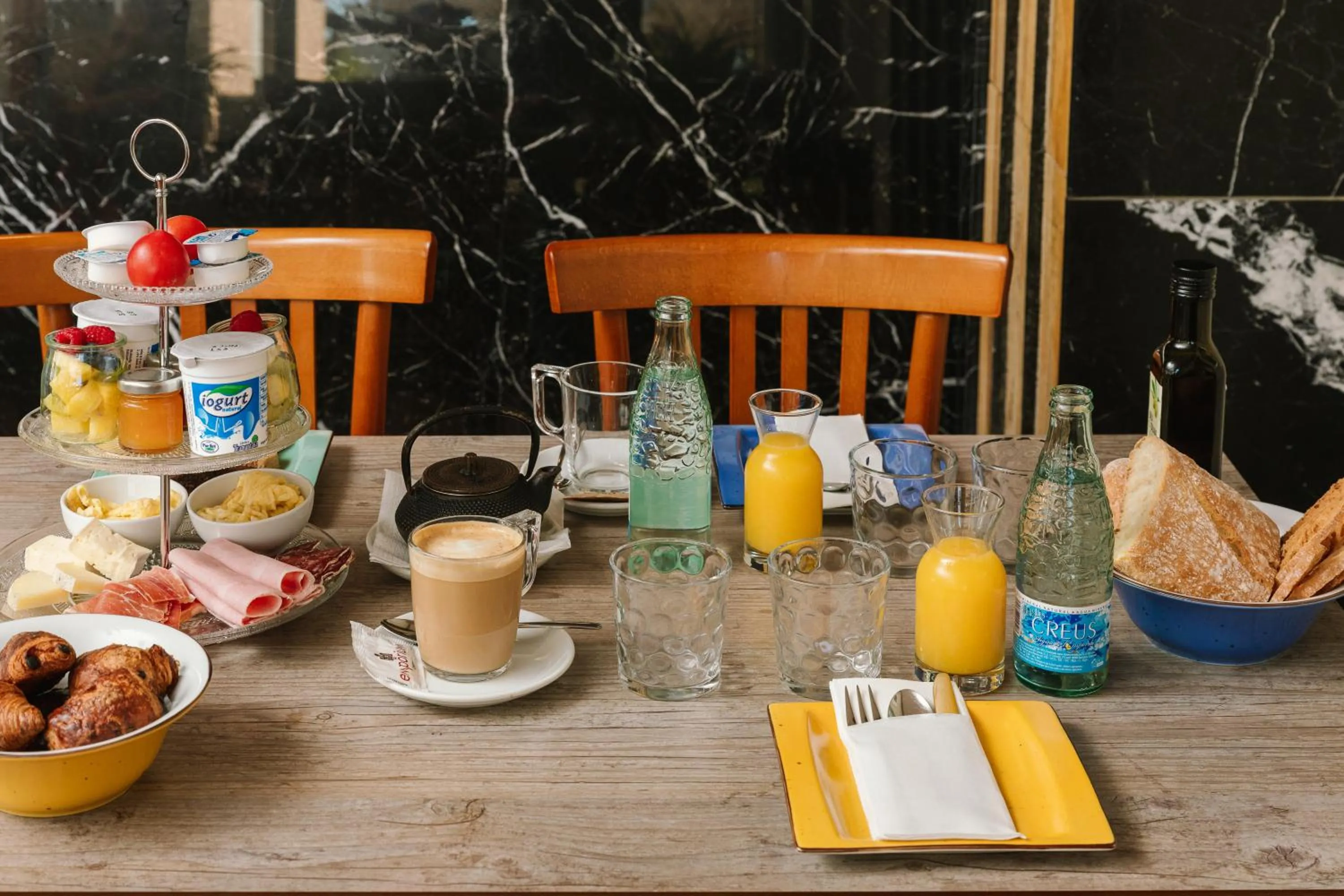 Breakfast in Hotel Emporium - Adults Only