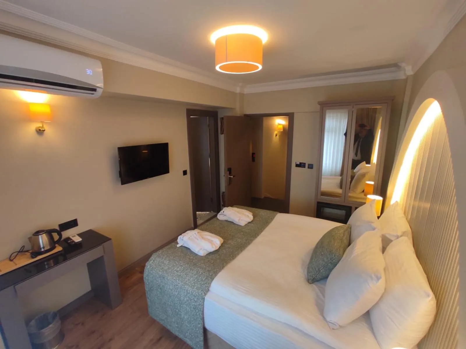 Communal lounge/ TV room in Mara Oldcity