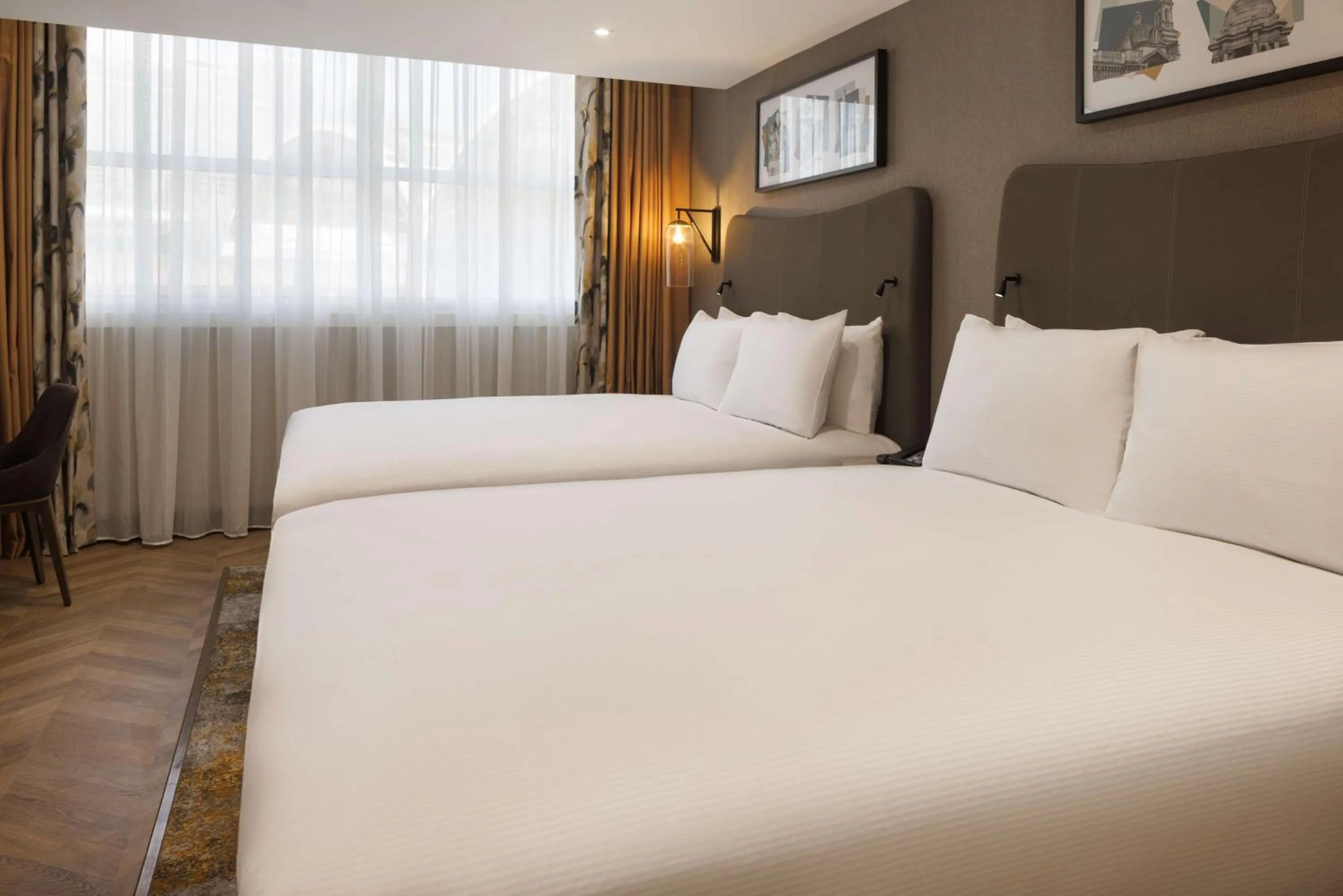 Bed in DoubleTree by Hilton London Victoria