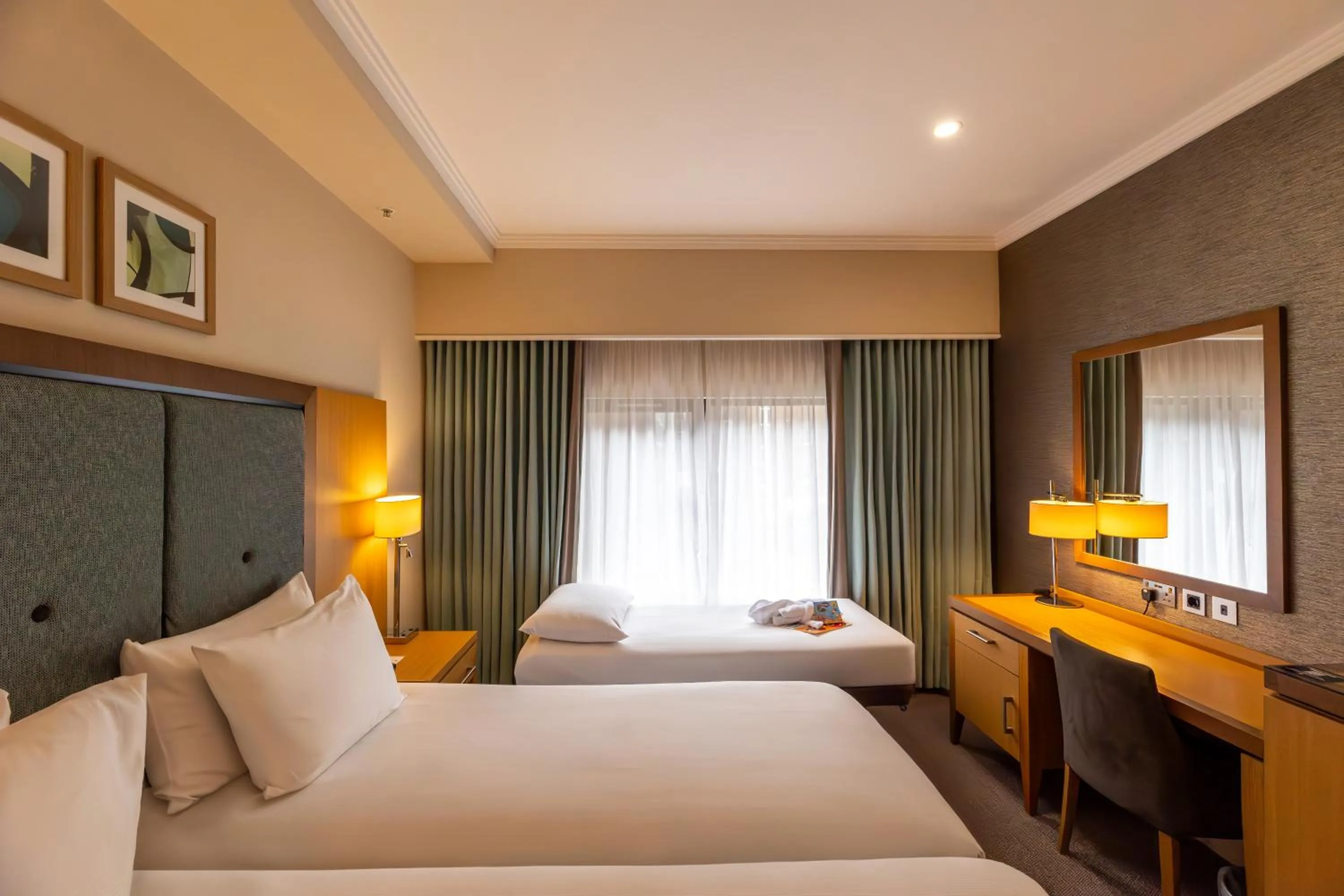 Bed in DoubleTree by Hilton London Victoria