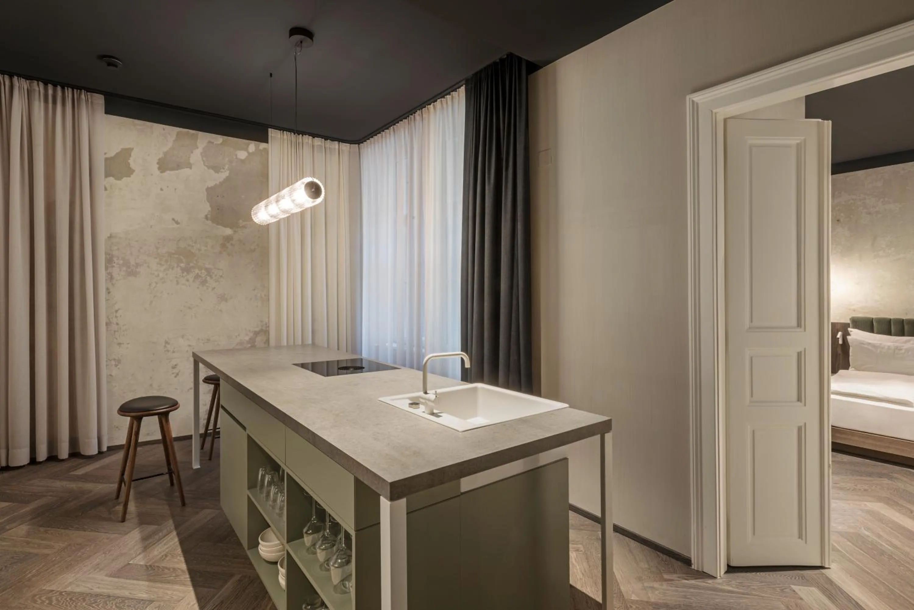 Photo of the whole room, Bed in Rooms by Wolfensson - Boutique Hotel