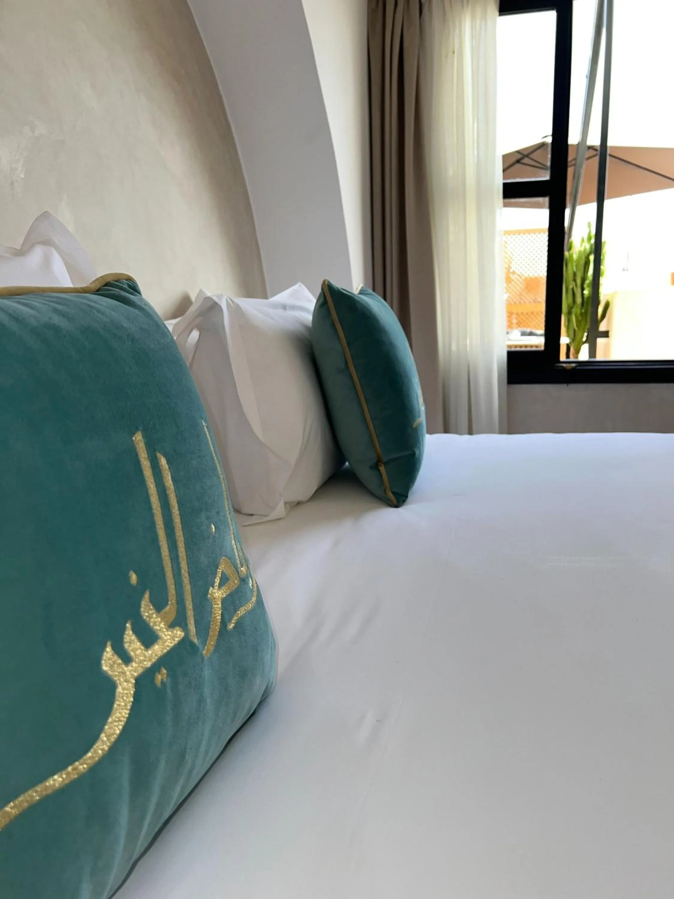 Bed in Riad El Khaeir - Piscine, Hamam & Spa