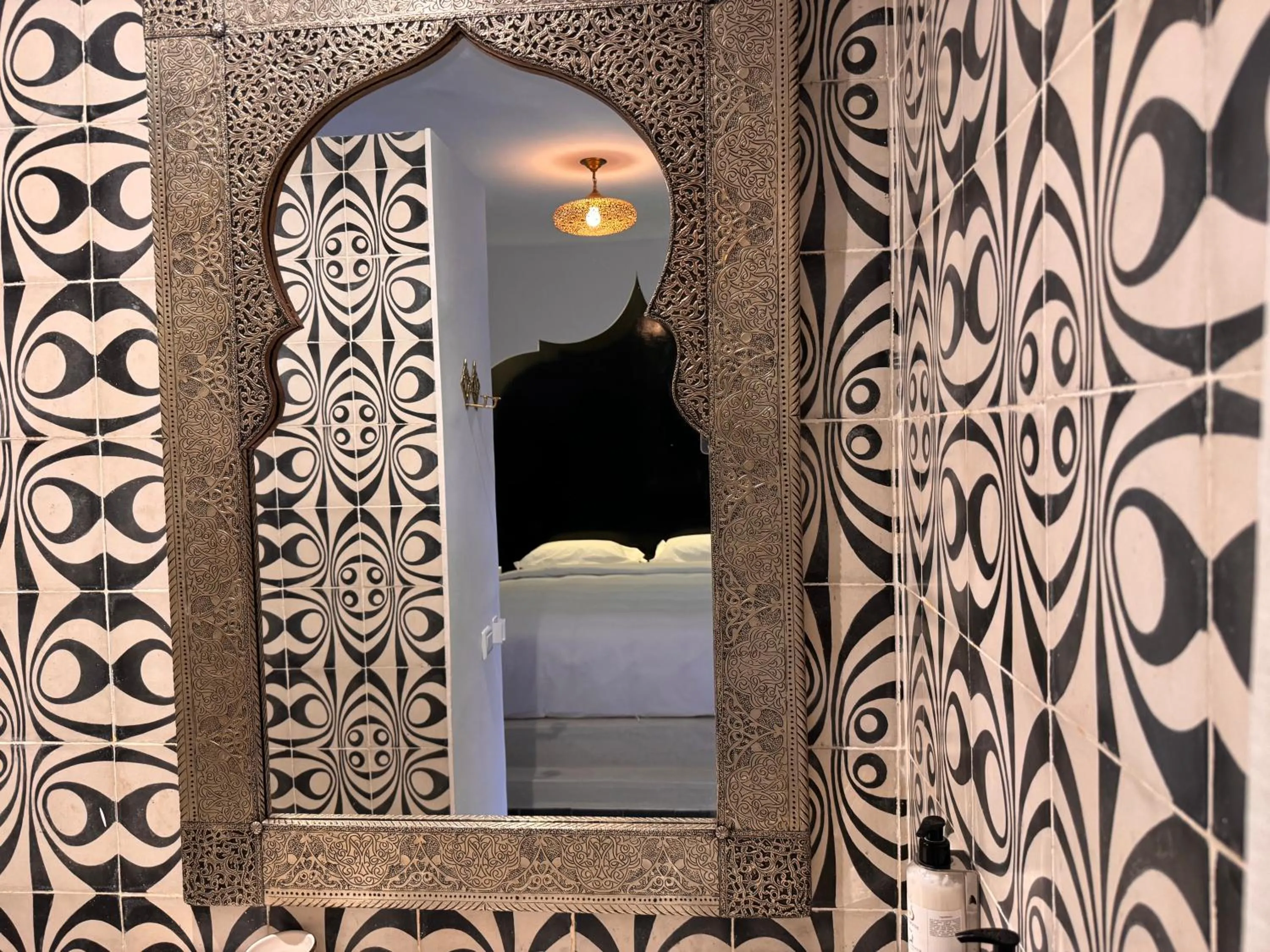 Bedroom in Riad El Khaeir - Piscine, Hamam & Spa
