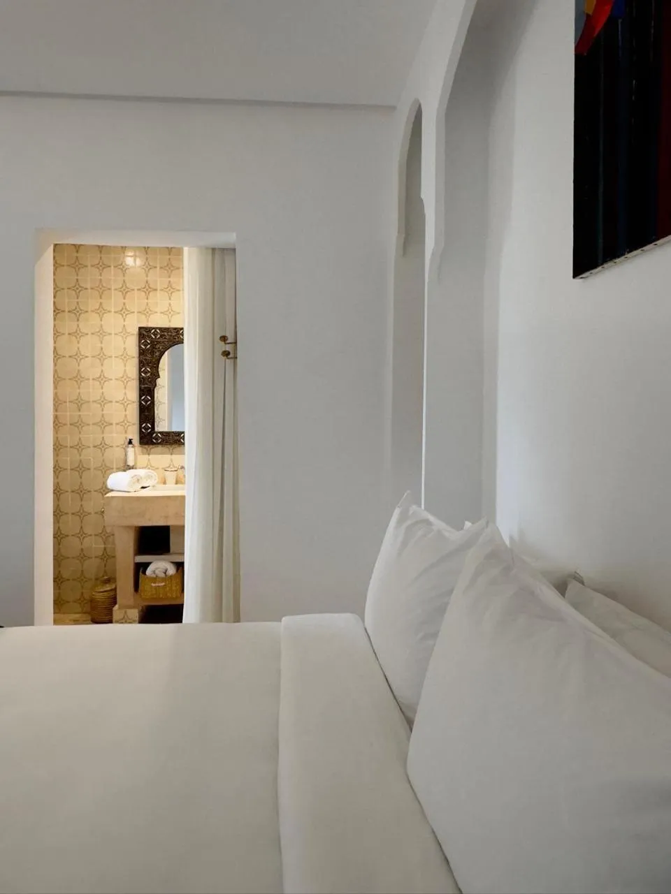 Bed in Riad El Khaeir - Piscine, Hamam & Spa