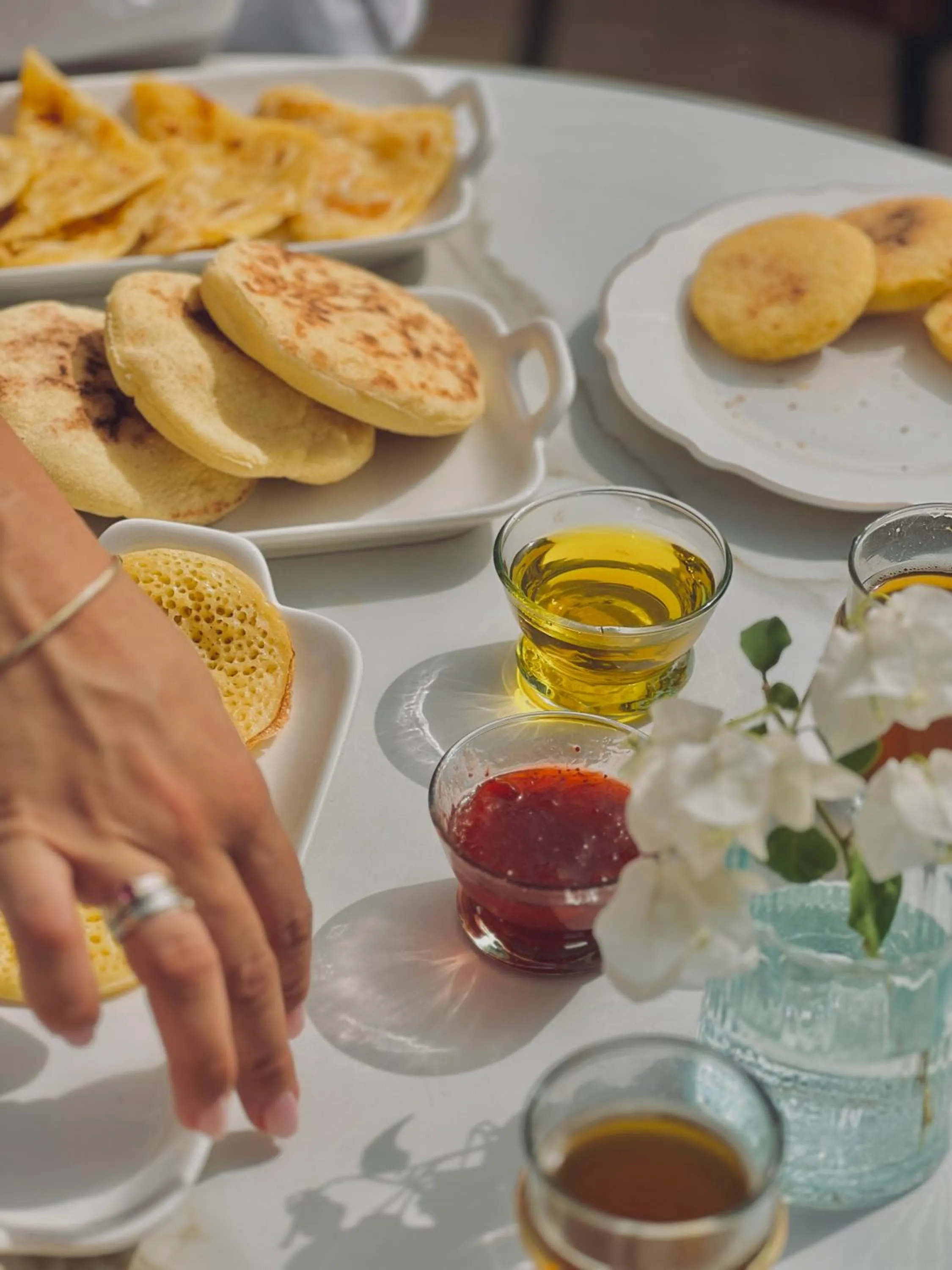 Food and drinks in Riad El Khaeir - Piscine, Hamam & Spa