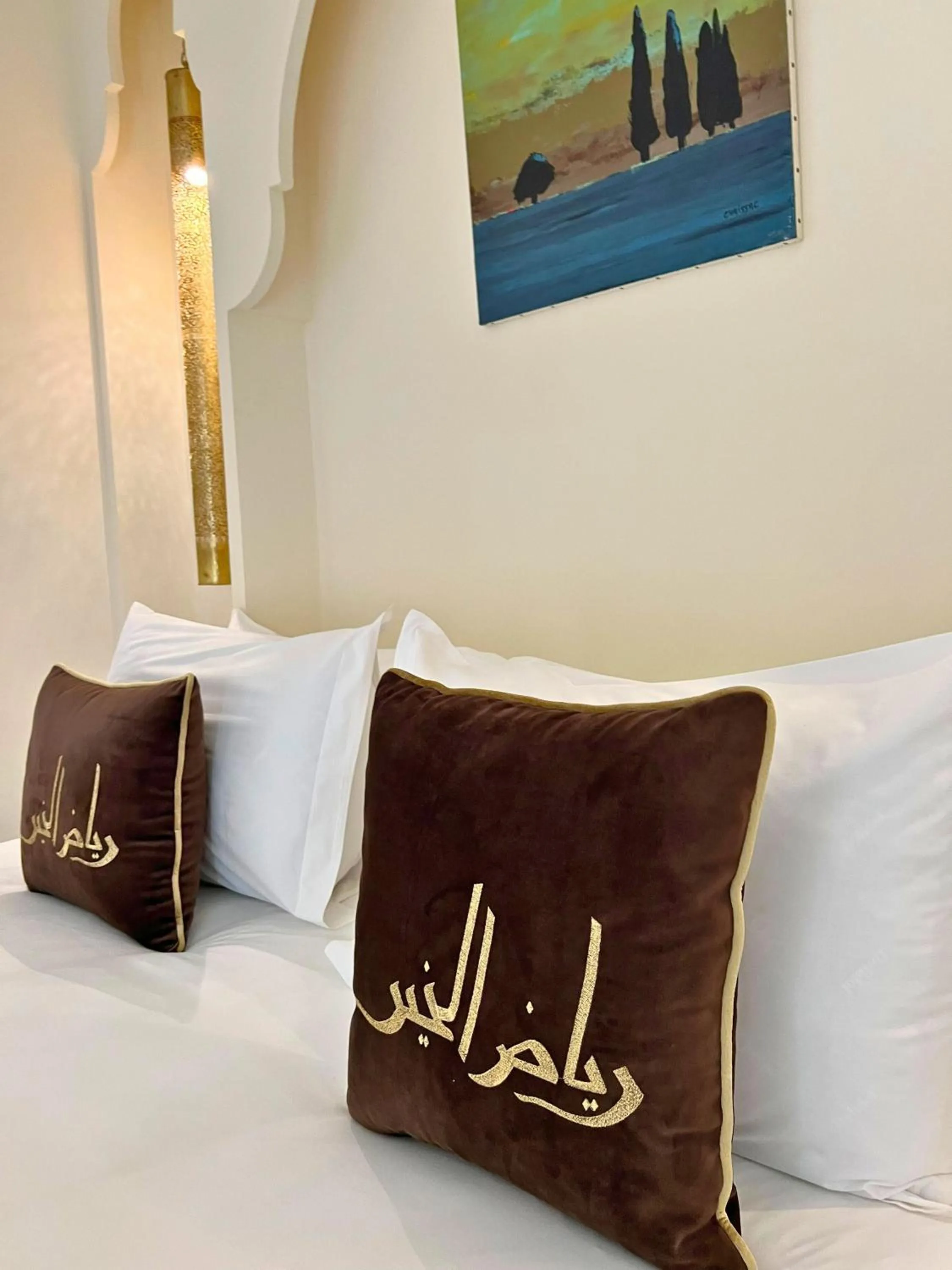 Bed in Riad El Khaeir - Piscine, Hamam & Spa