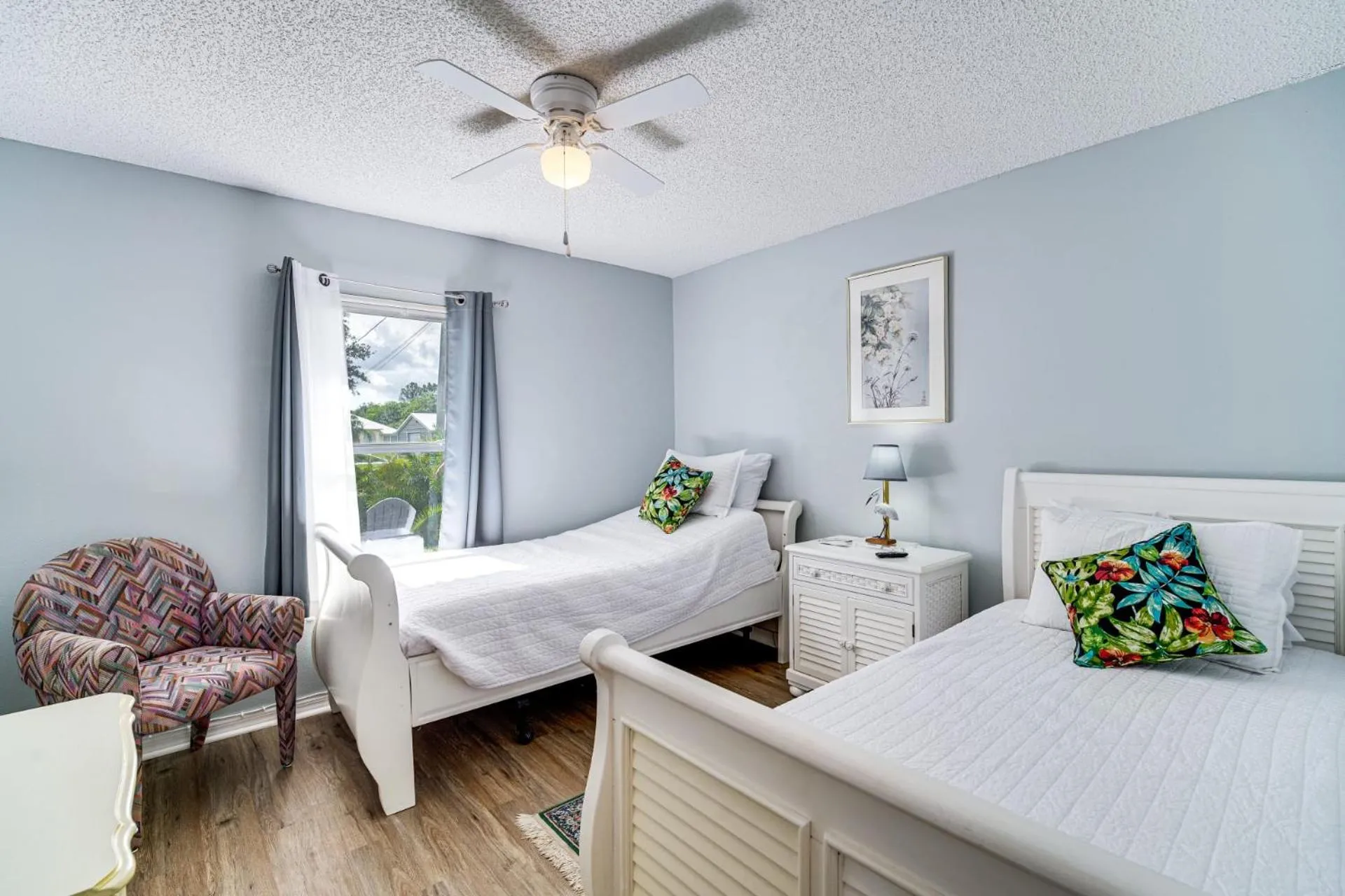 Pet Friendly, Hot Tub, 8ml to Beach, 7ml to Sebastian