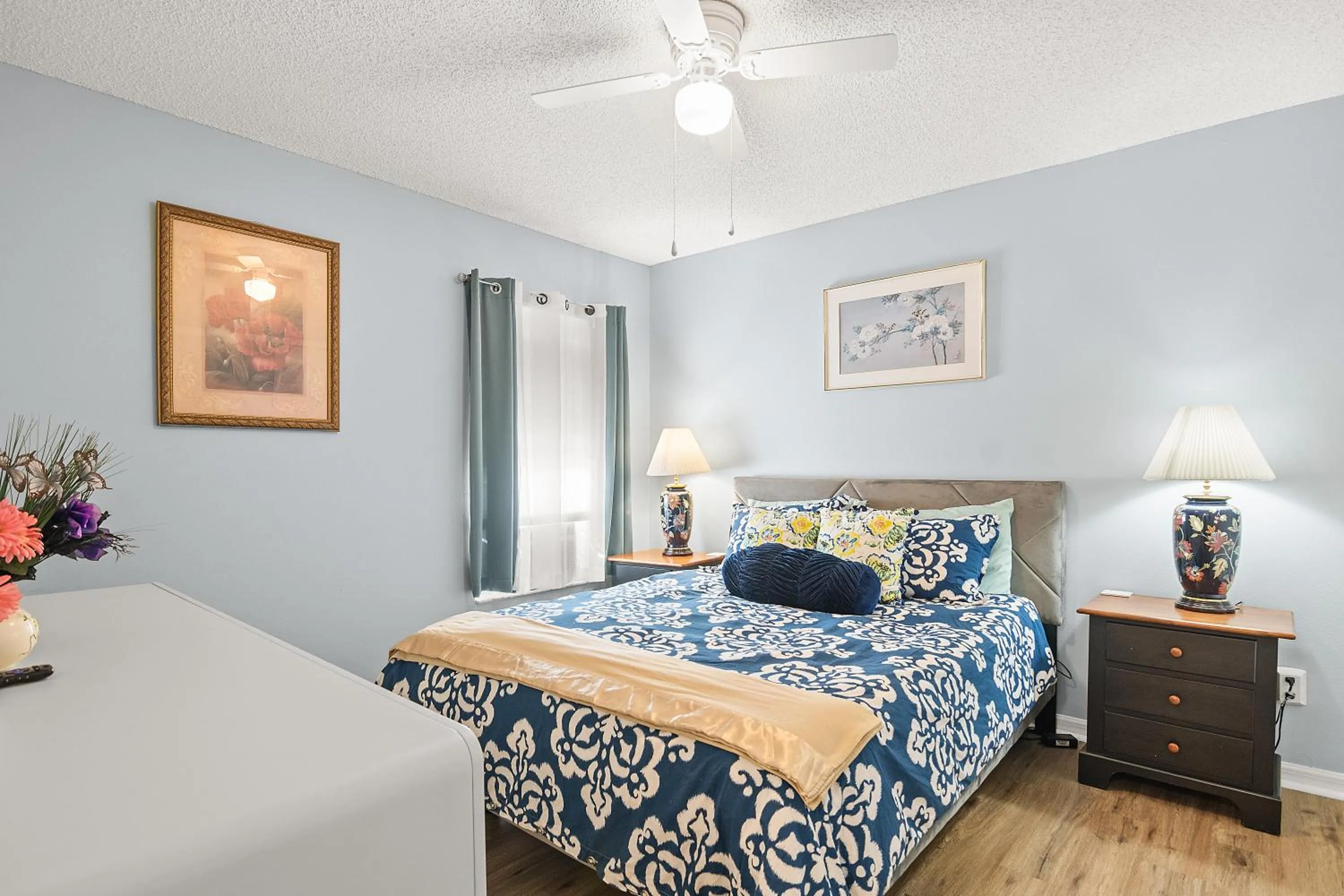Pet Friendly, Hot Tub, 8ml to Beach, 7ml to Sebastian