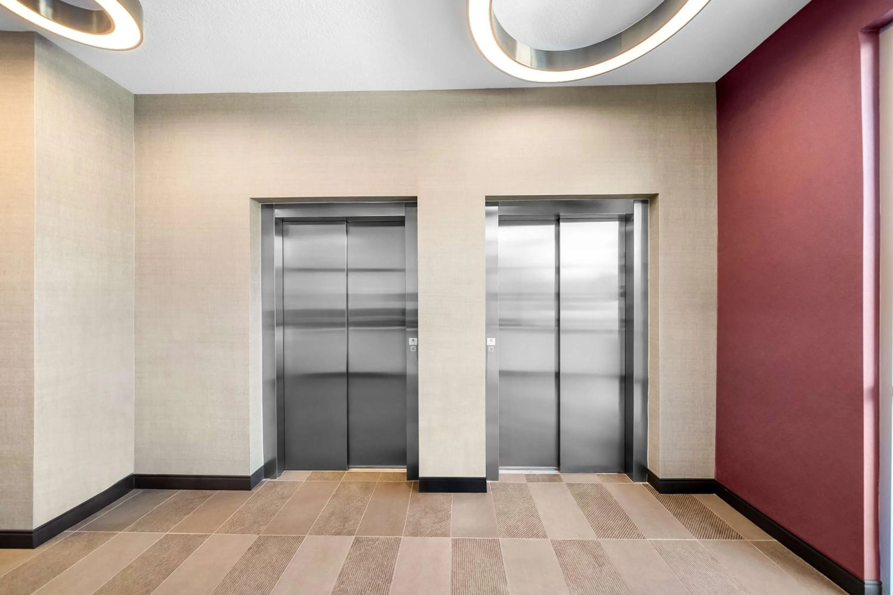 Lobby or reception in Tru by Hilton Plano Hwy 75