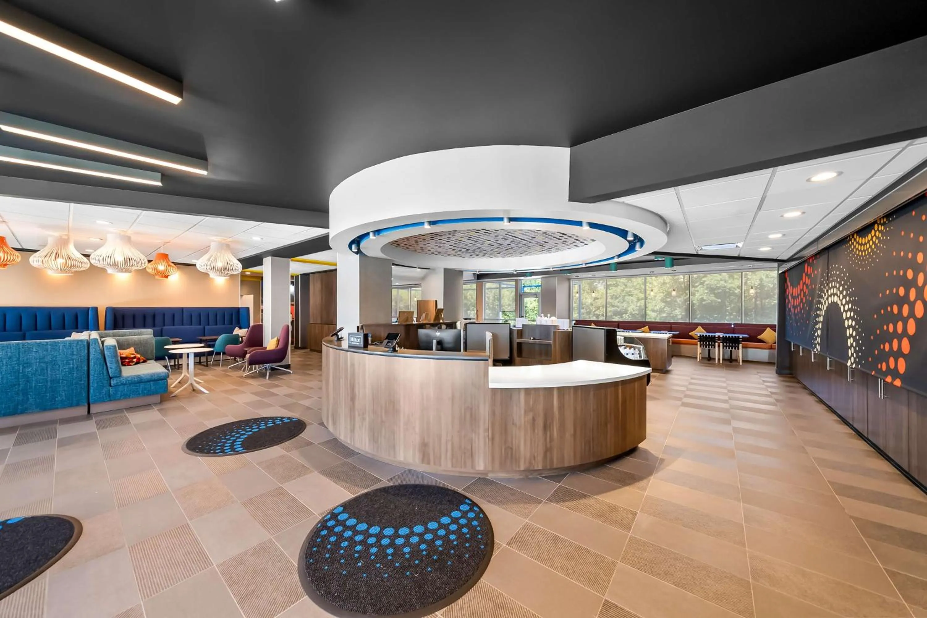 Lobby or reception in Tru by Hilton Plano Hwy 75