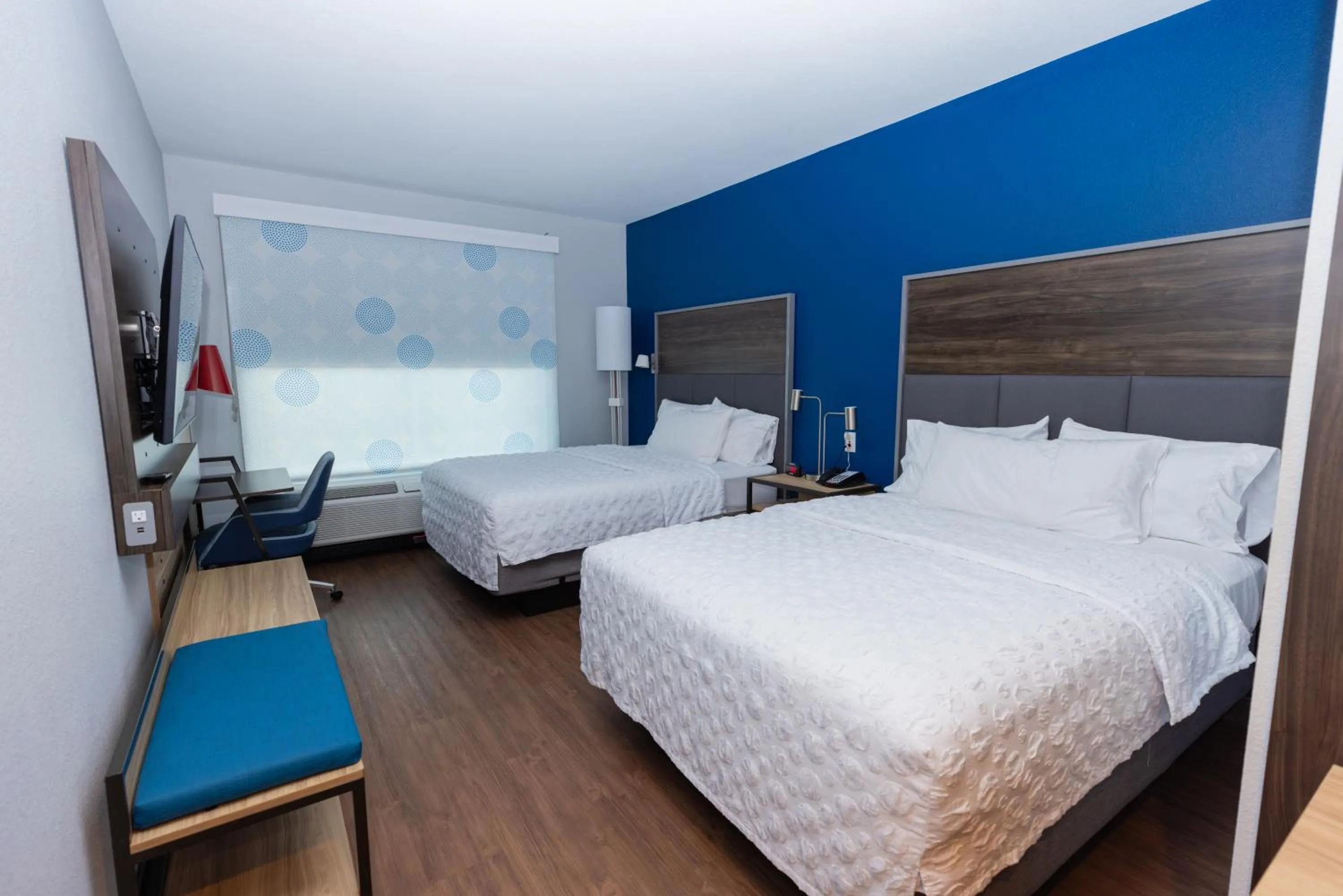 Bed in Tru by Hilton Plano Hwy 75