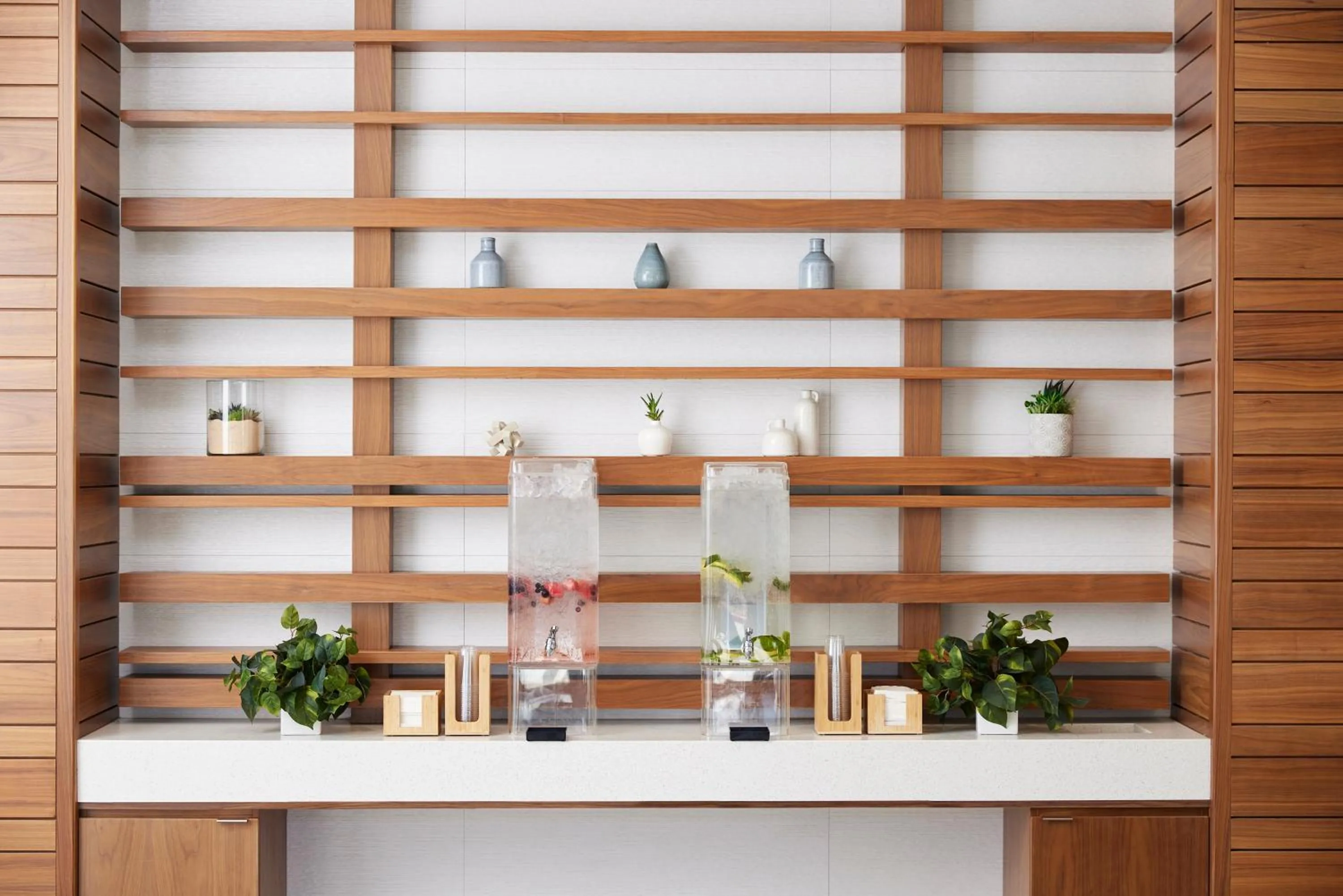 Property building in EVEN Hotel Miami - Doral Area by IHG