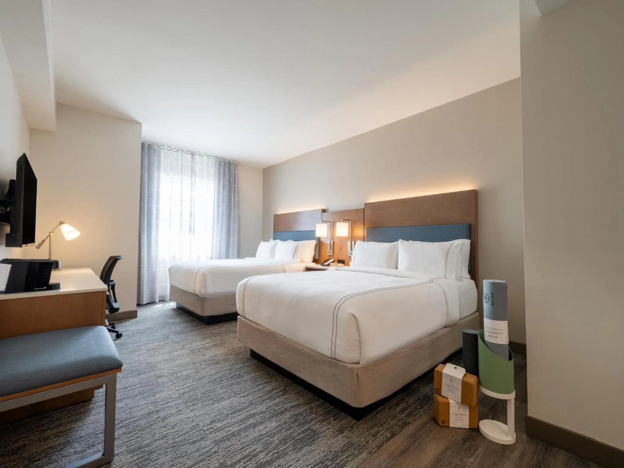 Photo of the whole room, Bed in EVEN Hotel Miami - Doral Area by IHG