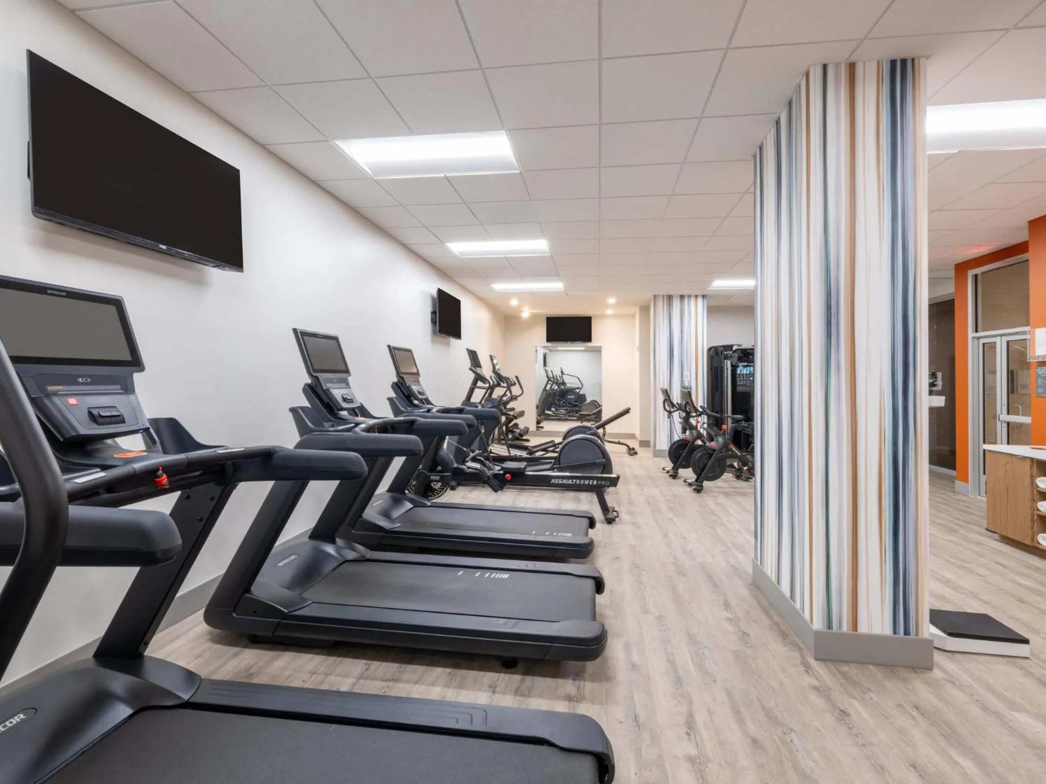 Fitness centre/facilities in EVEN Hotel Miami - Doral Area by IHG