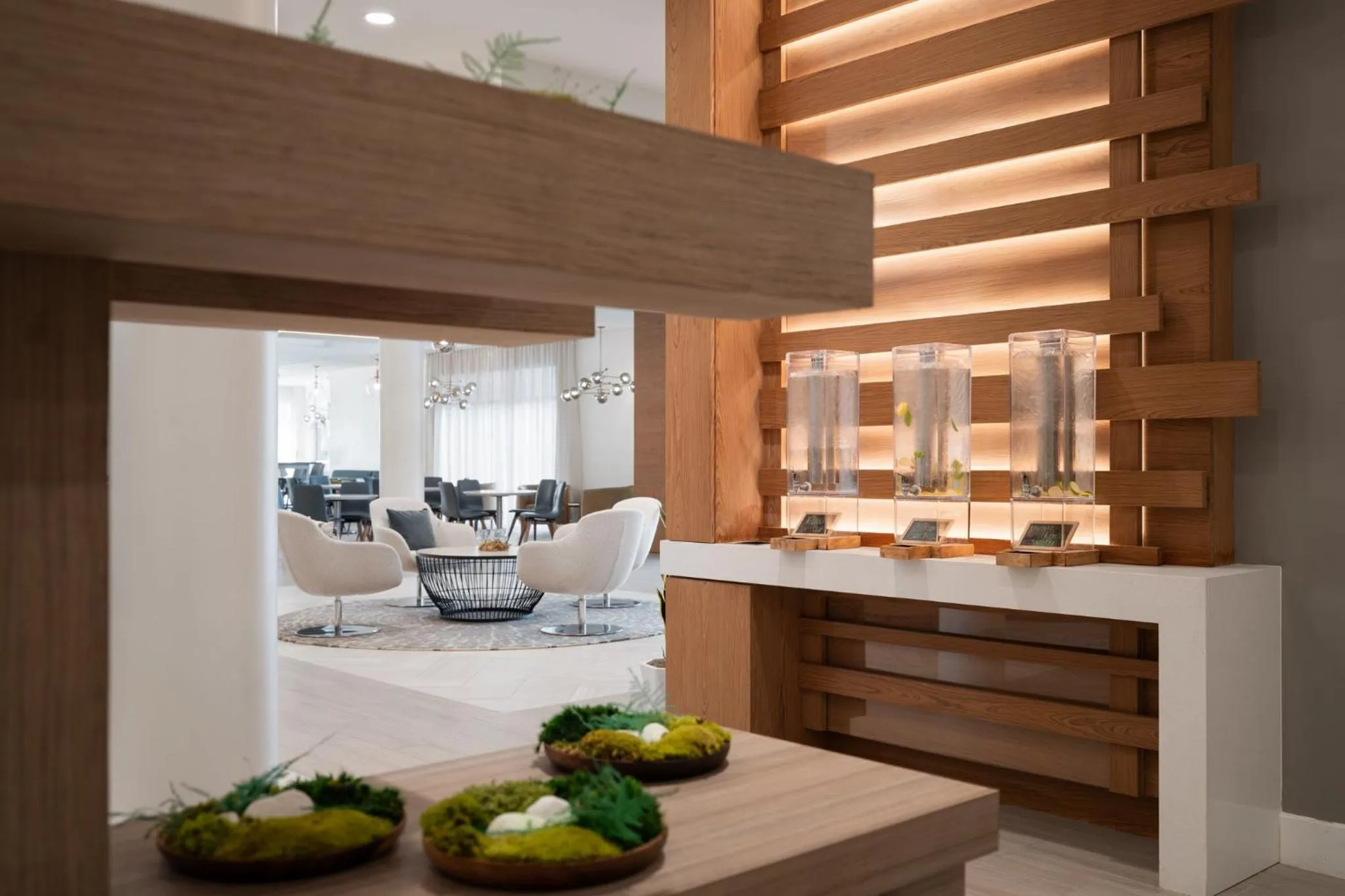 Property building in EVEN Hotel Miami - Doral Area by IHG