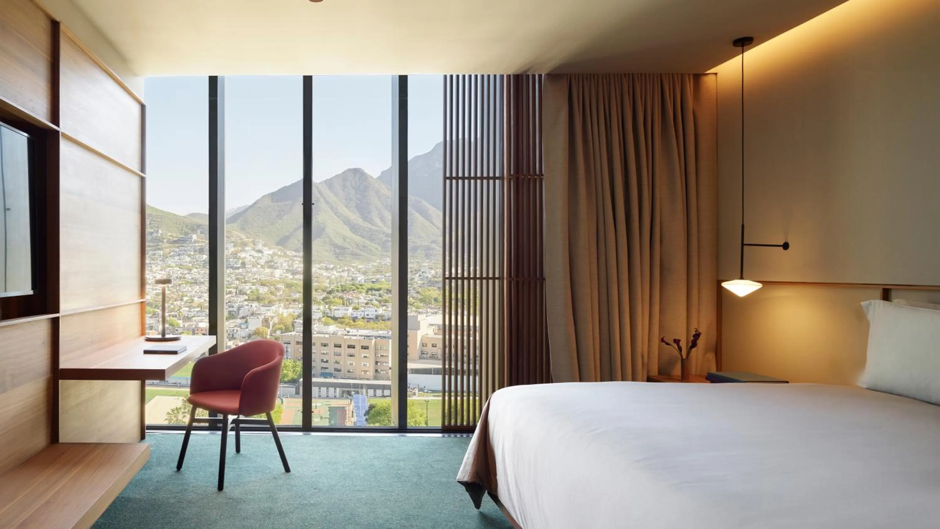 Photo of the whole room, Bed in Presidente InterContinental Monterrey by IHG