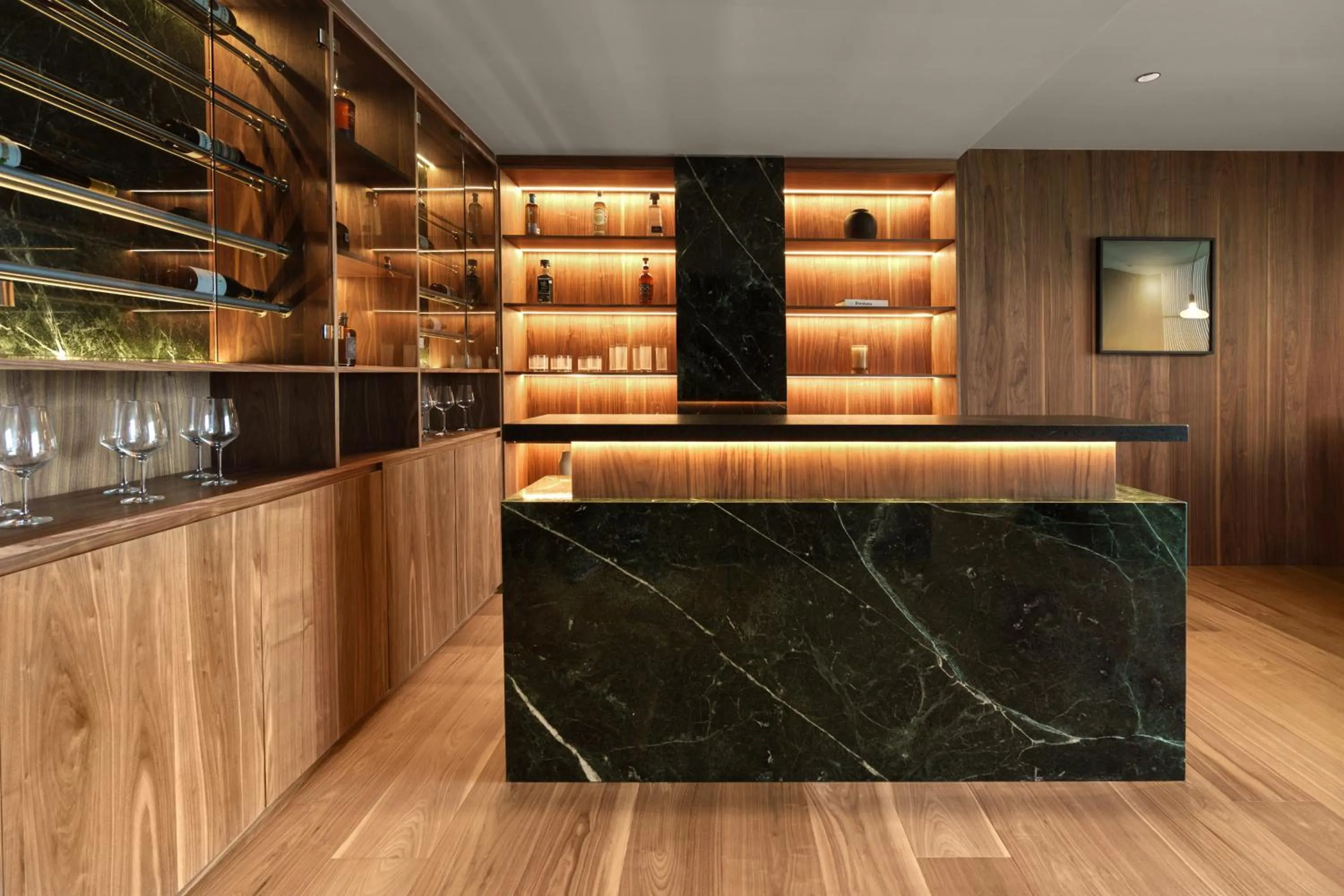 Lounge or bar in Presidente InterContinental Monterrey by IHG