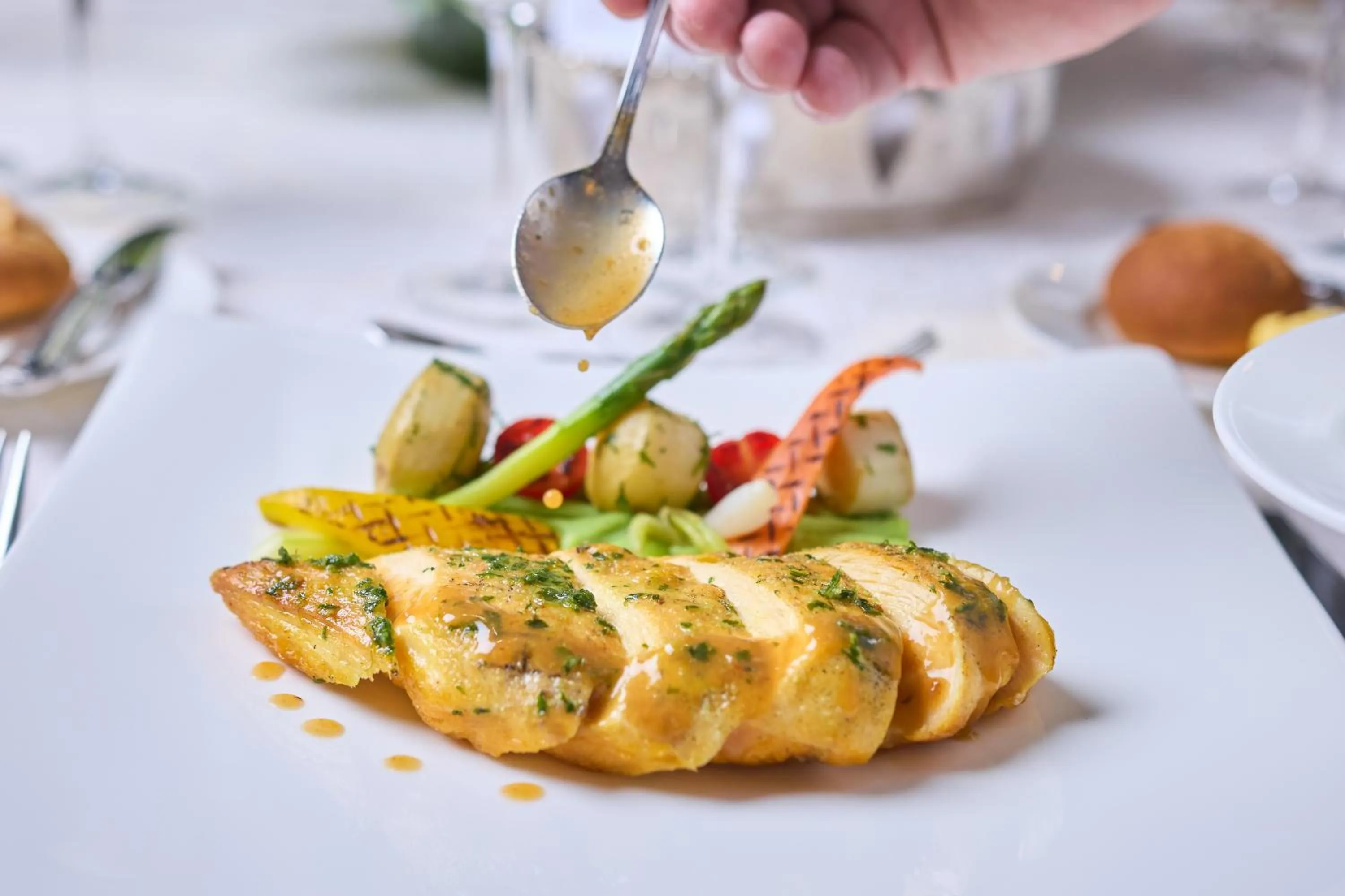 Restaurant/places to eat in Presidente InterContinental Monterrey by IHG