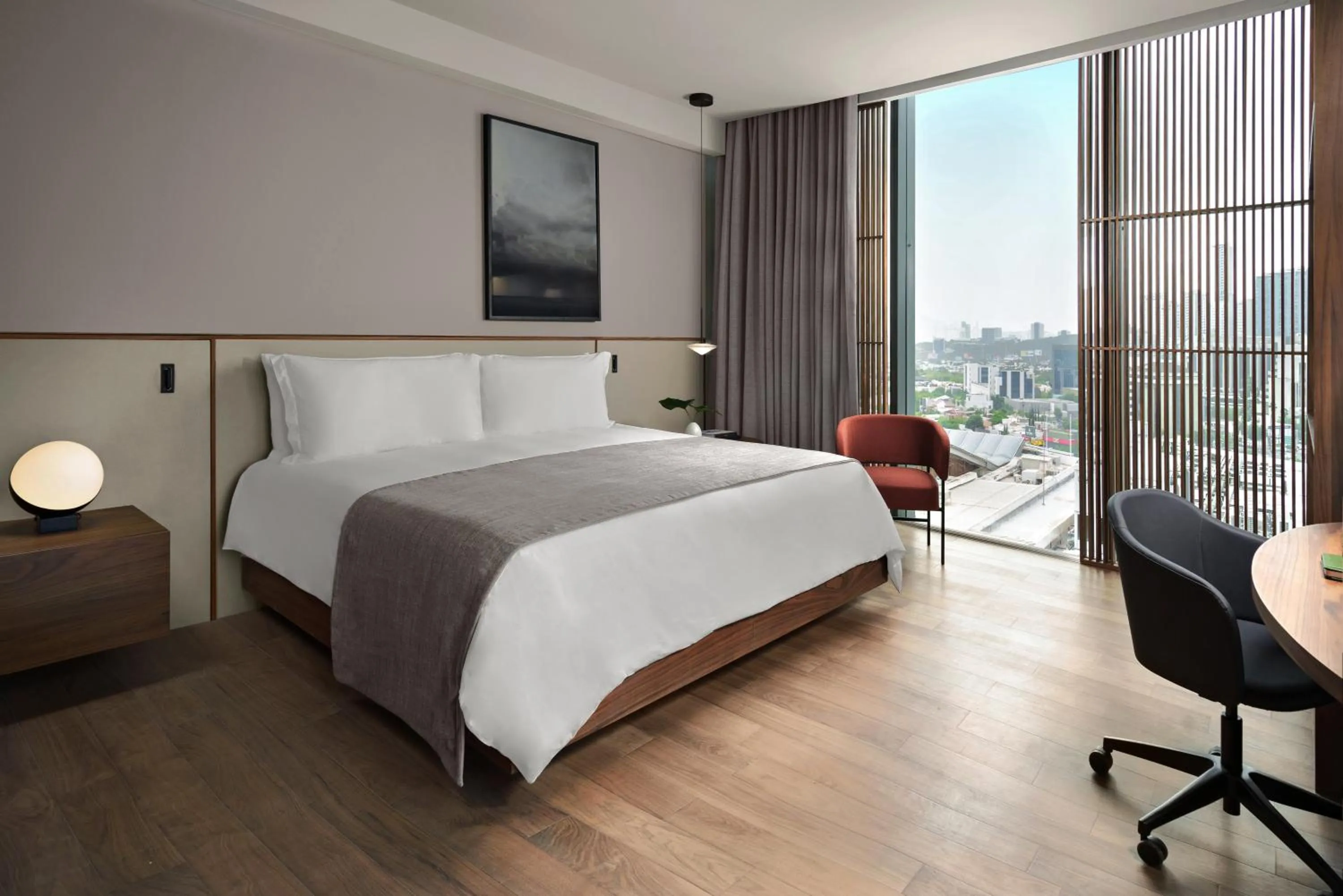 Corner King Room with Walk In Shower in Presidente InterContinental Monterrey by IHG
