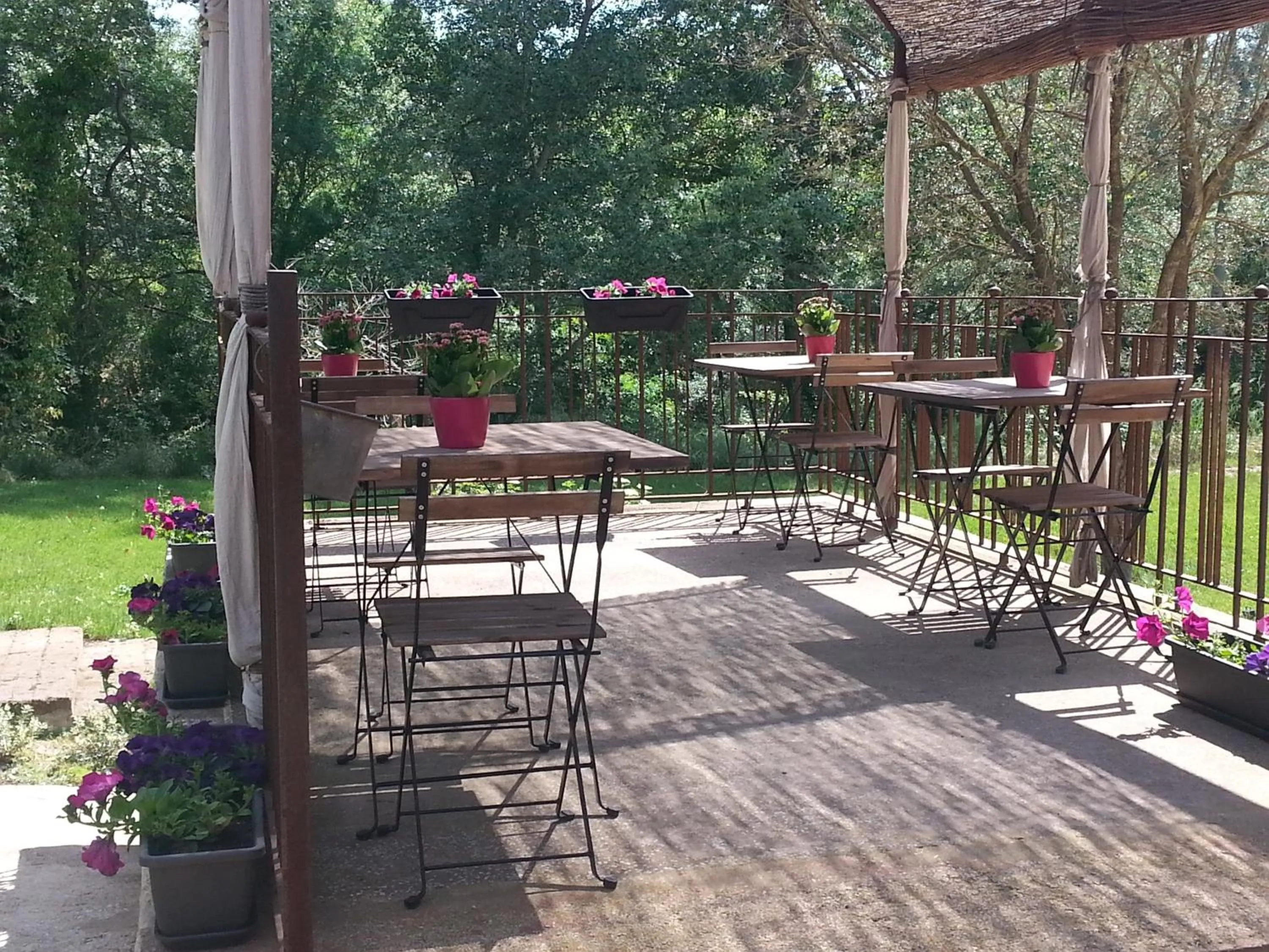 Spring in Molí Blanc Hotel