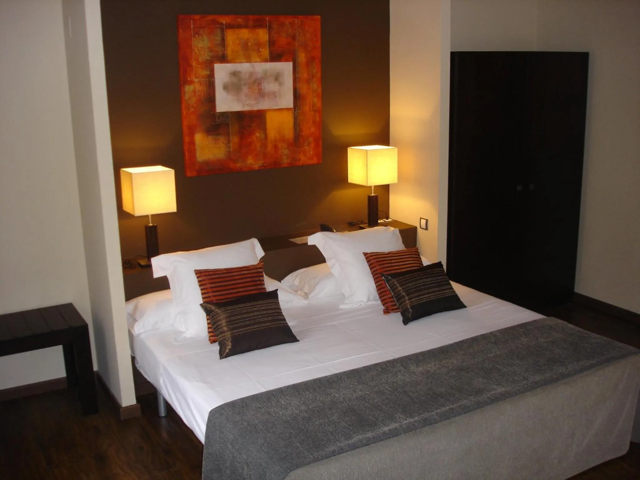 Photo of the whole room, Bed in Molí Blanc Hotel