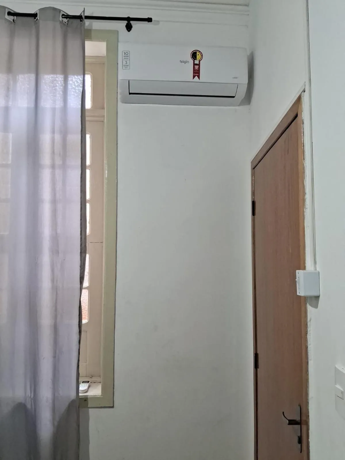air conditioner in Rio Vibes Hostel - Hostel na Glória, AC, Social Vibe & Near Lapa