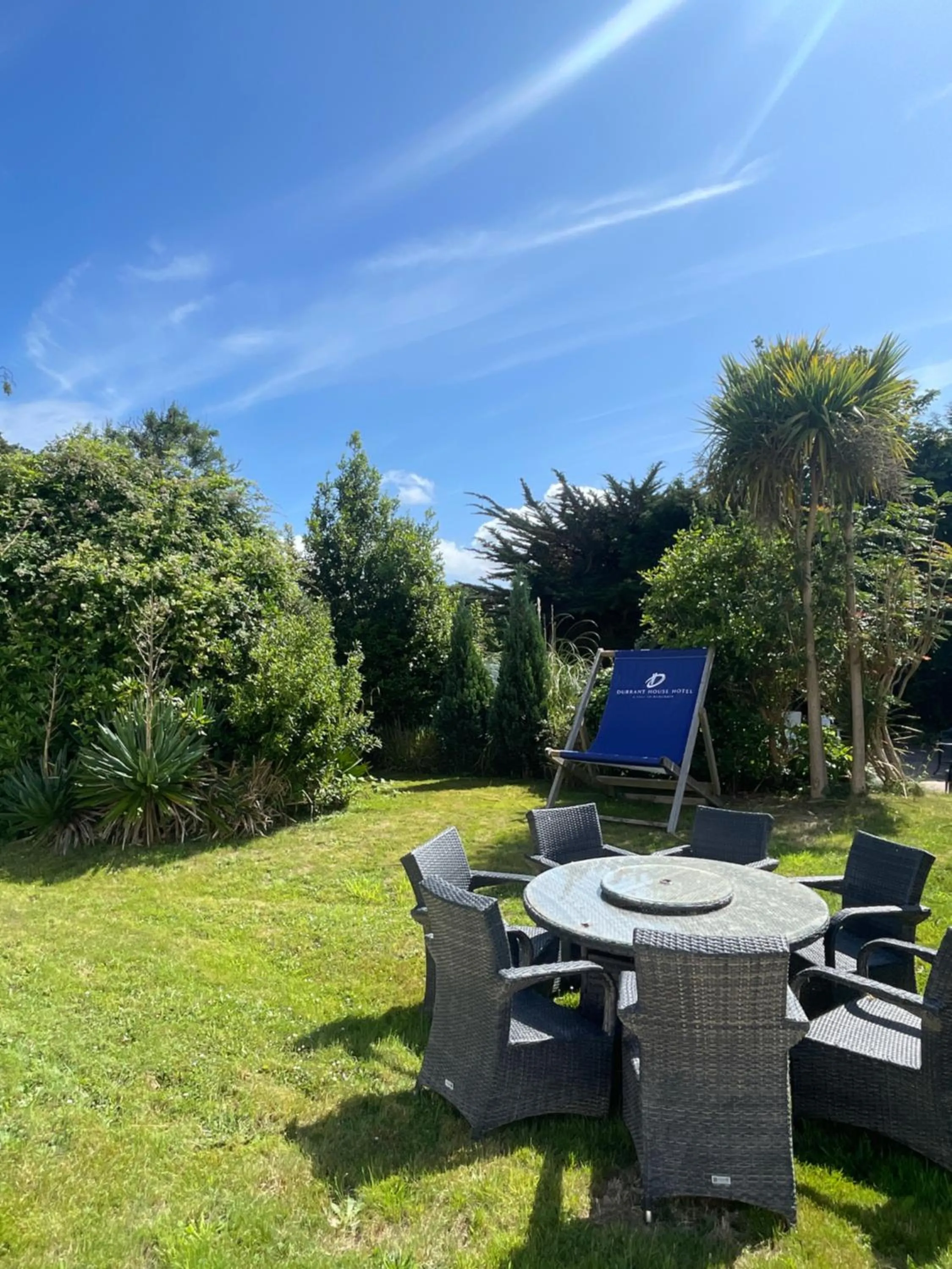 Garden in Durrant House Hotel