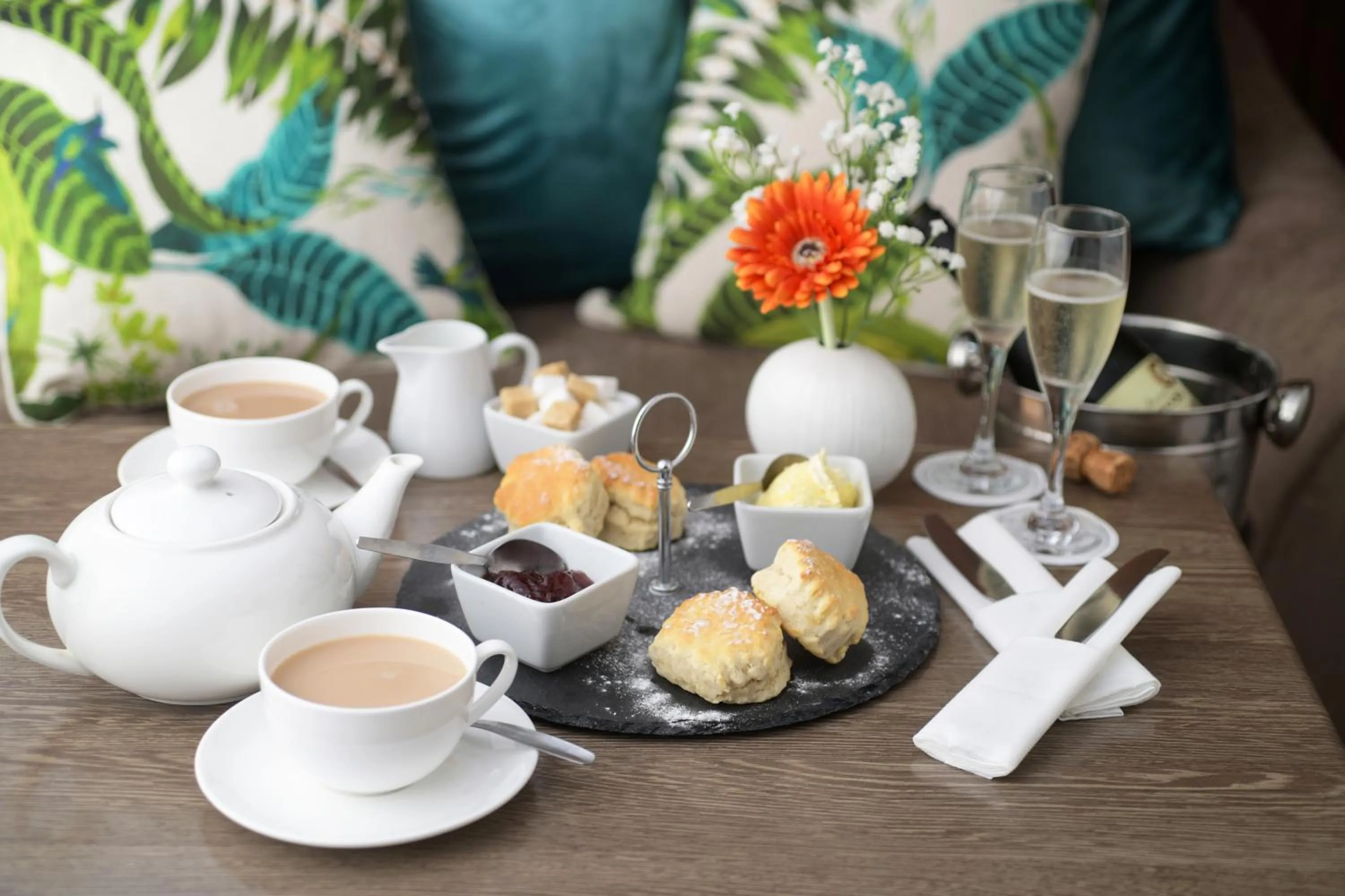 Restaurant/places to eat in Durrant House Hotel