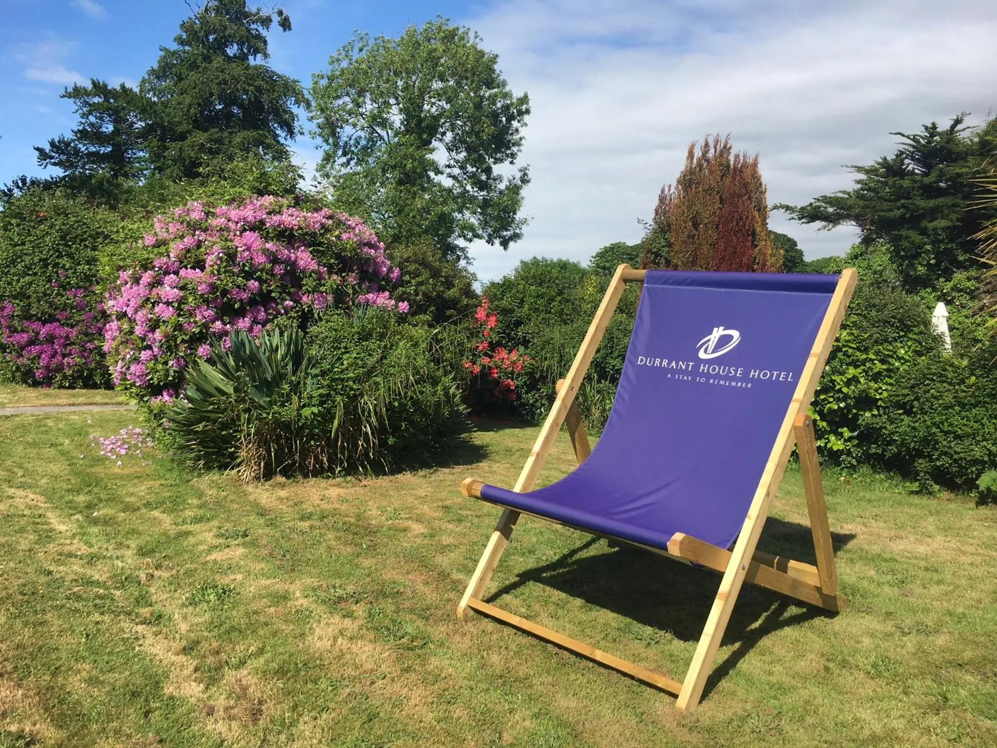 Swimming pool in Durrant House Hotel