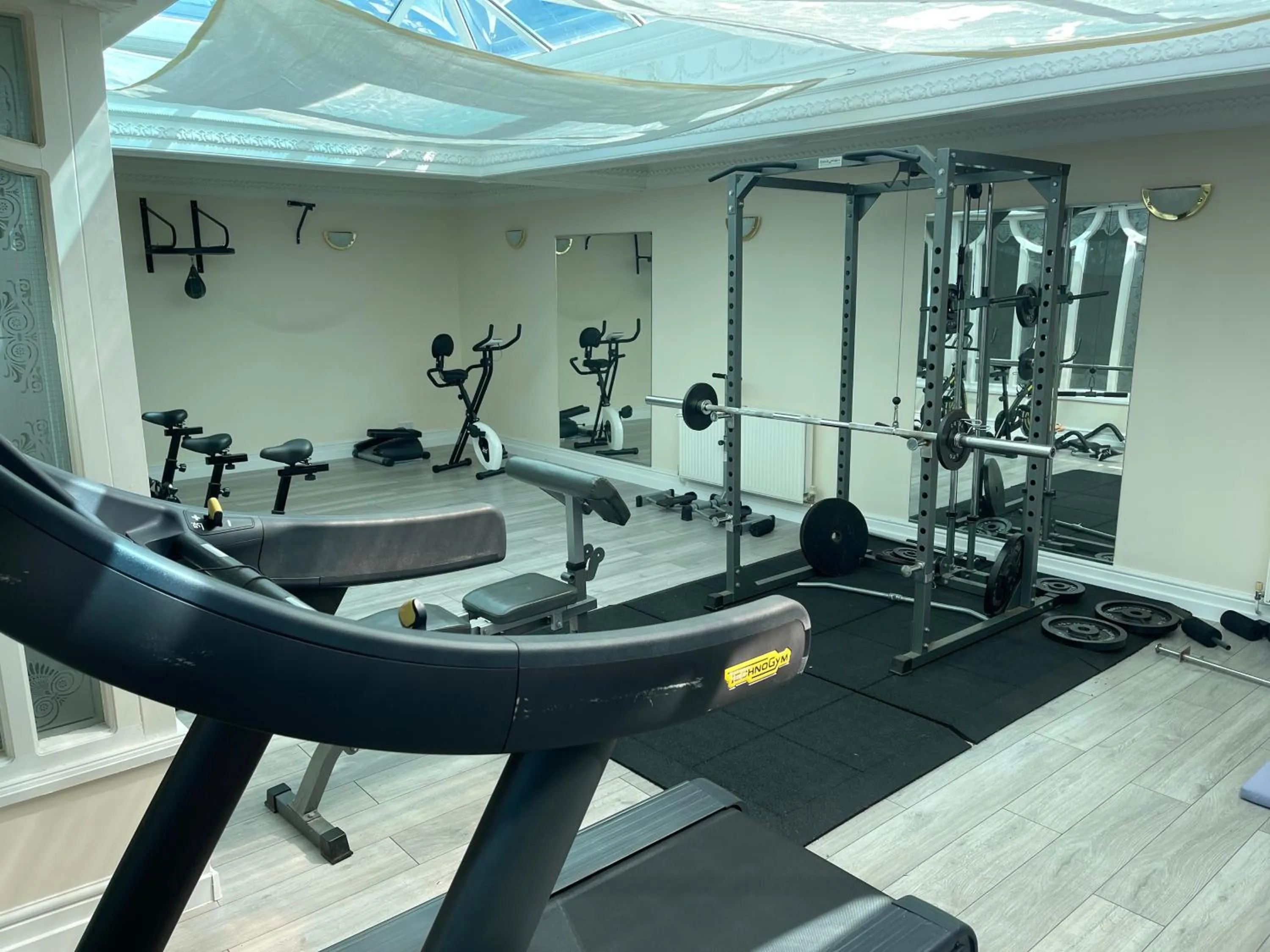 Fitness centre/facilities in Durrant House Hotel