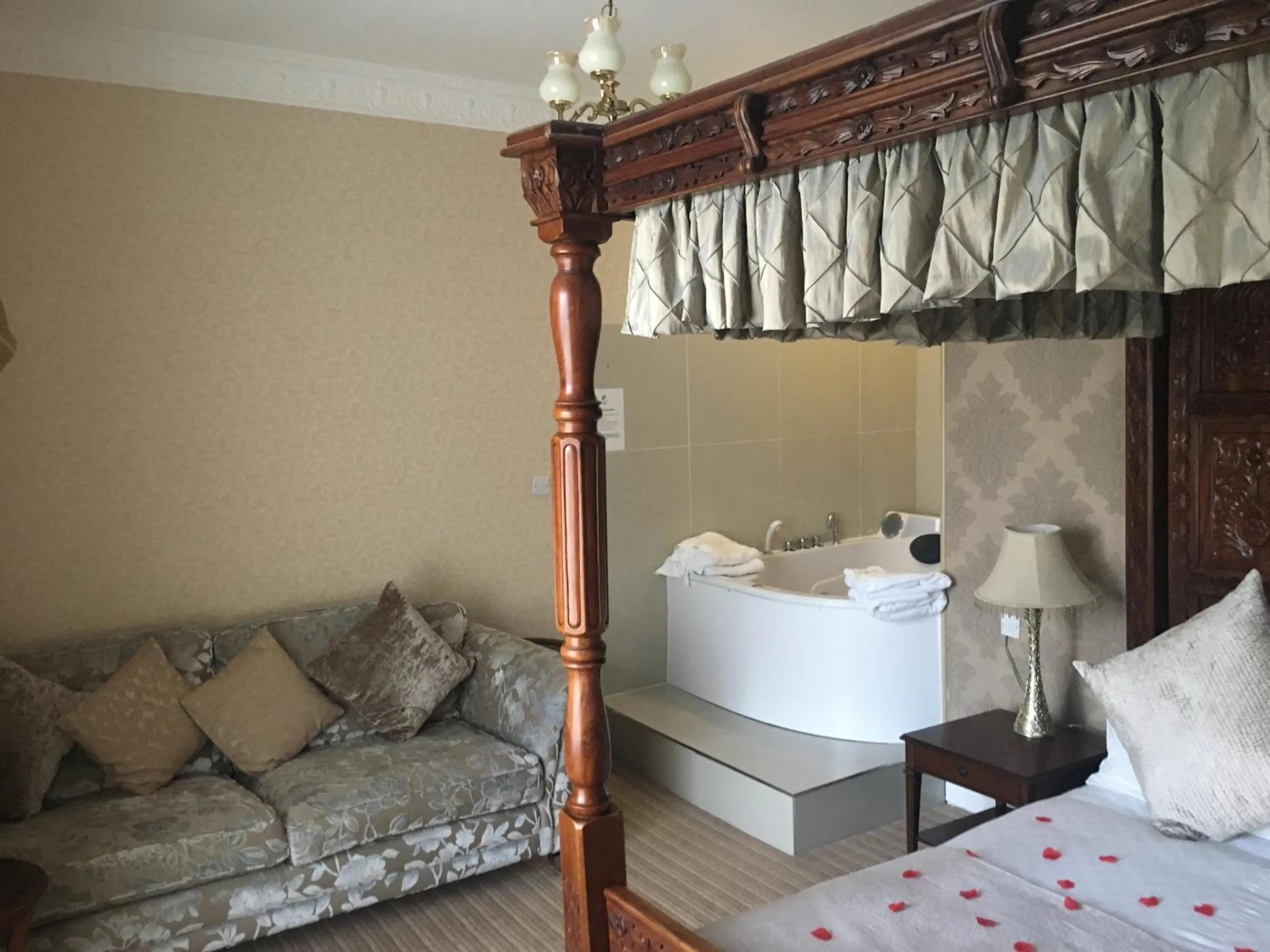 Bedroom, Bed in Durrant House Hotel