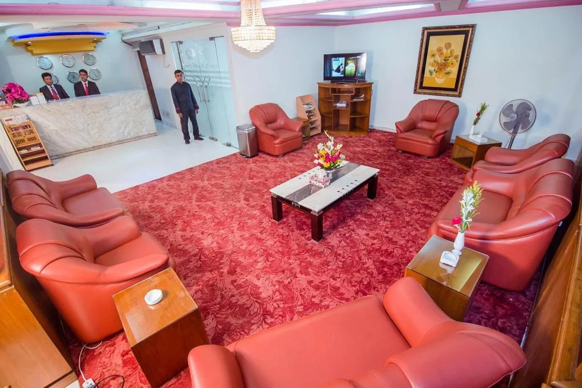 TV and multimedia in Hotel de Crystal Crown