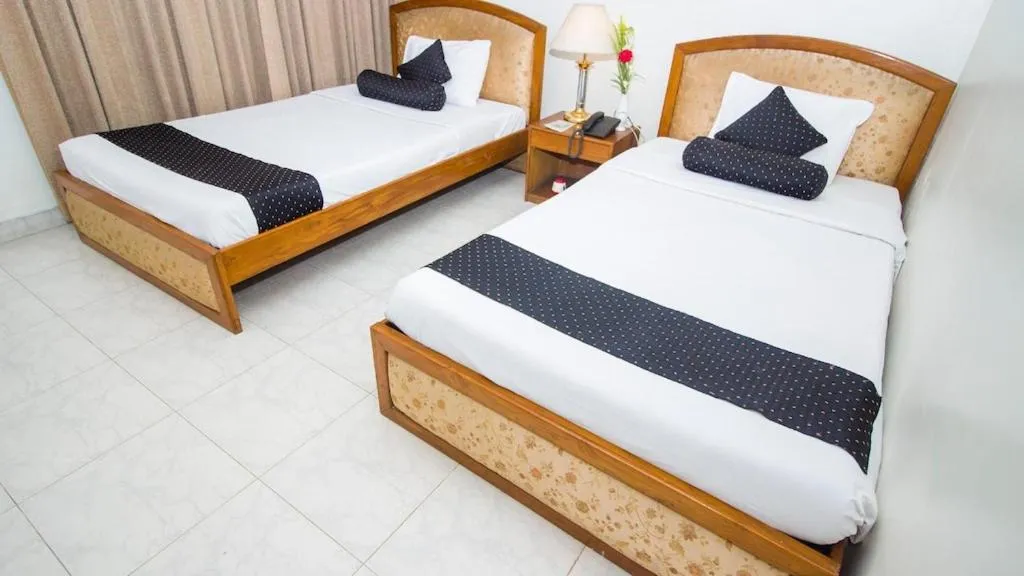 Bed in Hotel de Crystal Crown